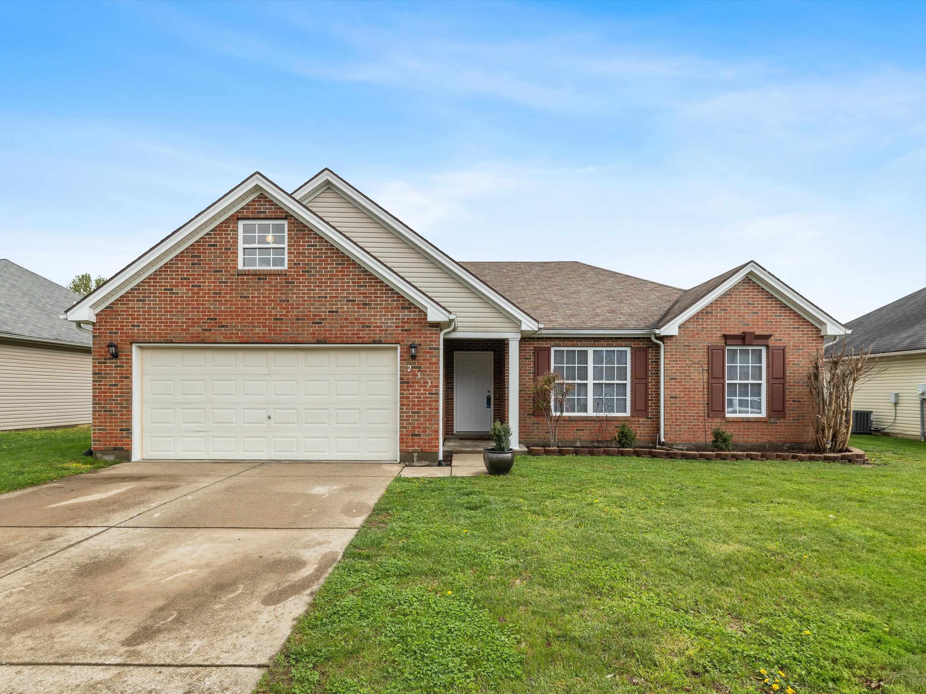 253 Fox Hollow Run, Henderson, Kentucky 42420, 3 Bedrooms Bedrooms, ,2 BathroomsBathrooms,Single Family Residence,For Sale,Fox Hollow Run,91884