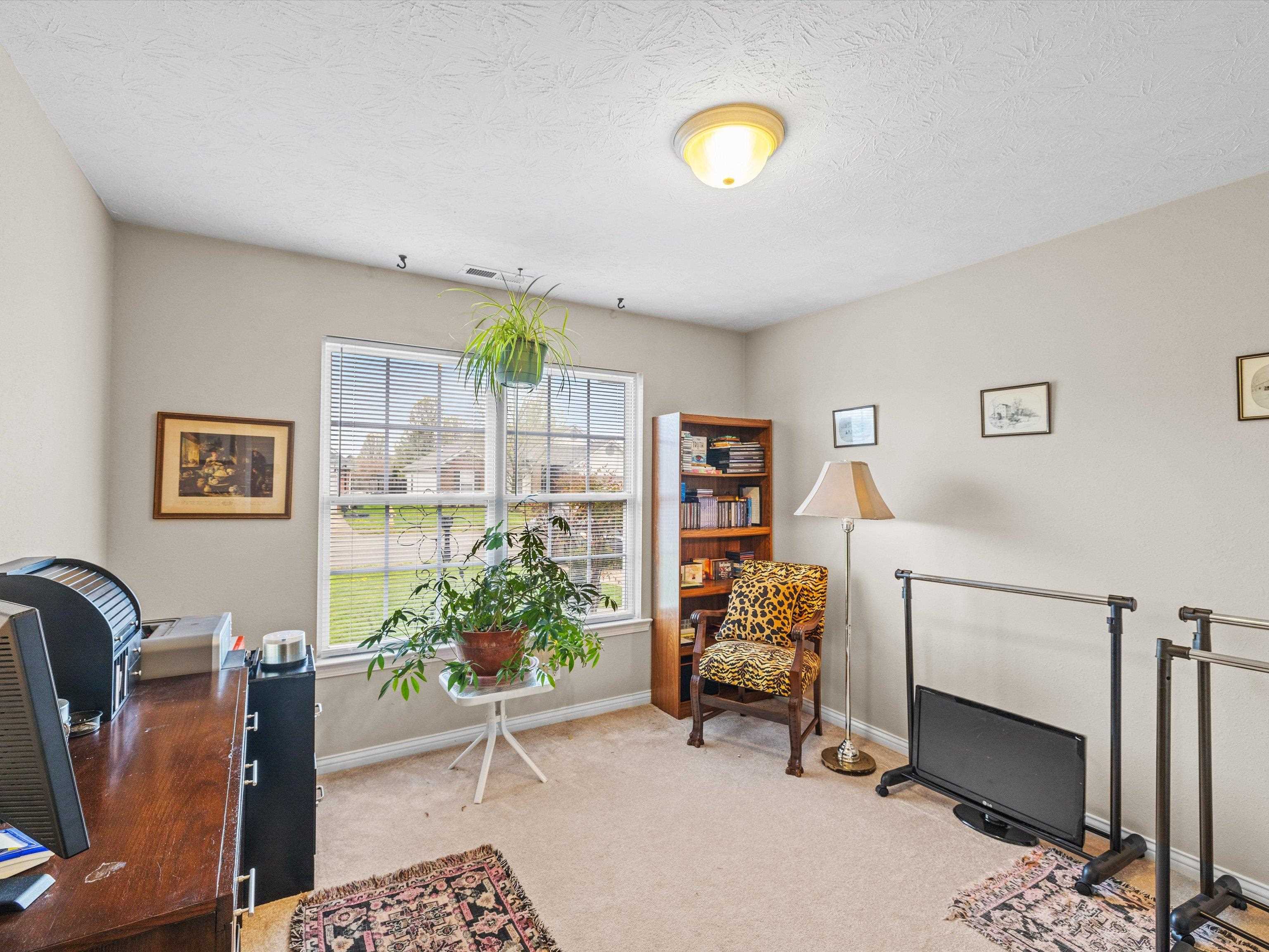 253 Fox Hollow Run, Henderson, Kentucky 42420, 3 Bedrooms Bedrooms, ,2 BathroomsBathrooms,Single Family Residence,For Sale,Fox Hollow Run,91884