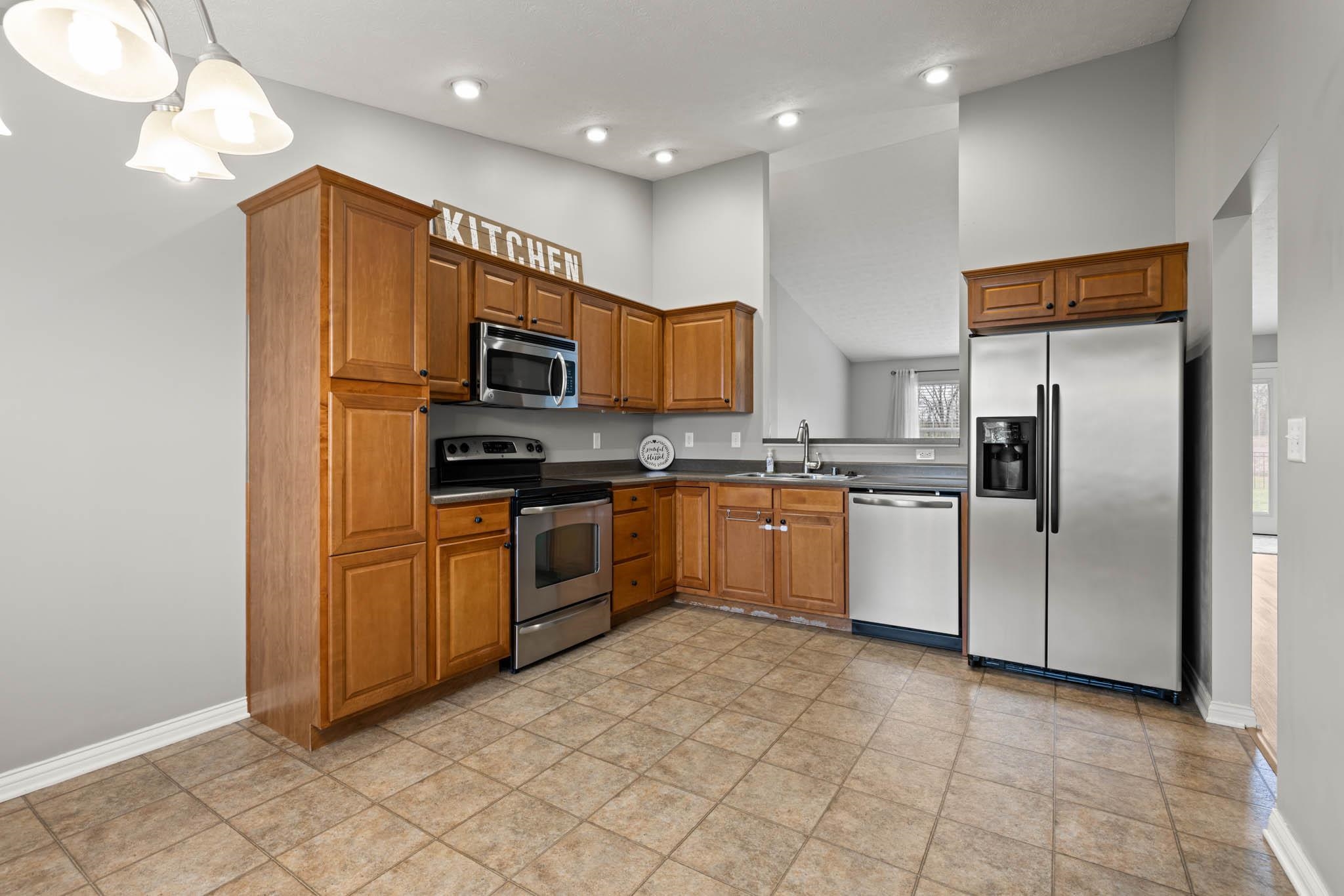 508 Camden Circle, Owensboro, Kentucky 42301, 3 Bedrooms Bedrooms, ,2 BathroomsBathrooms,Single Family Residence,For Sale,Camden Circle,91888