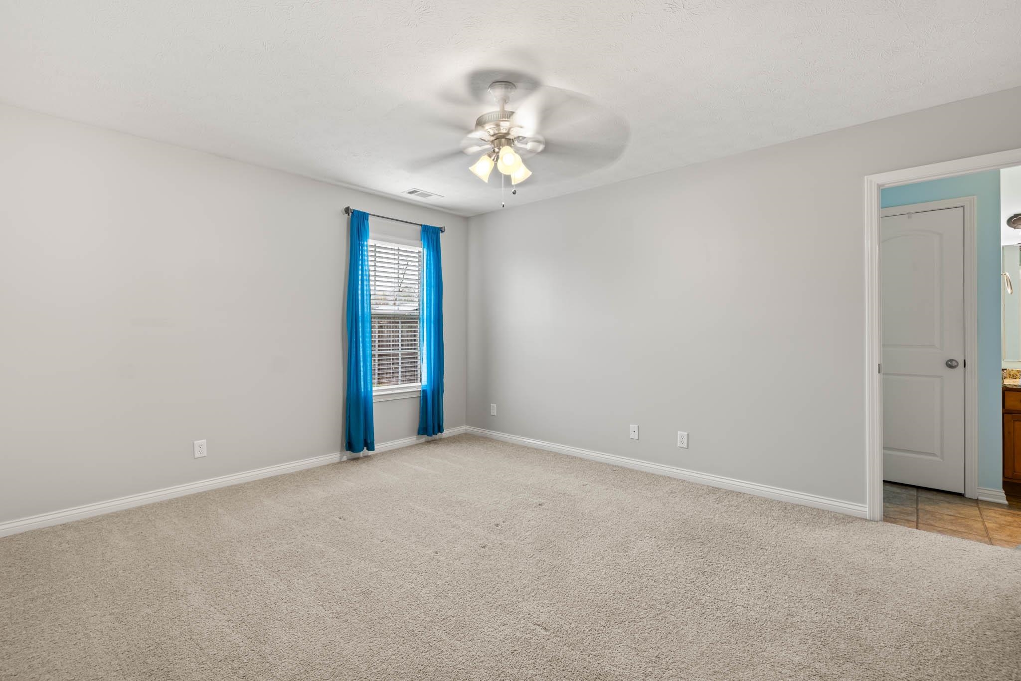 508 Camden Circle, Owensboro, Kentucky 42301, 3 Bedrooms Bedrooms, ,2 BathroomsBathrooms,Single Family Residence,For Sale,Camden Circle,91888