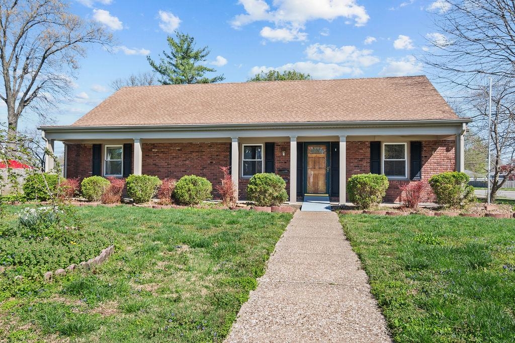 2005 York Drive, Owensboro, Kentucky 42301, 3 Bedrooms Bedrooms, ,2 BathroomsBathrooms,Single Family Residence,For Sale,York Drive,91891