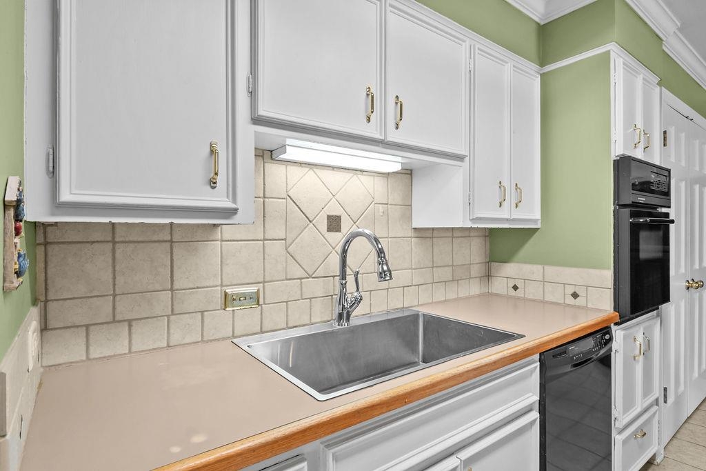 2005 York Drive, Owensboro, Kentucky 42301, 3 Bedrooms Bedrooms, ,2 BathroomsBathrooms,Single Family Residence,For Sale,York Drive,91891