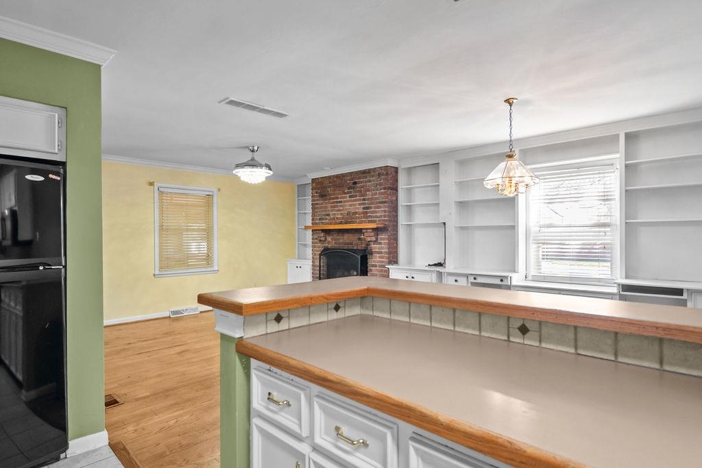 2005 York Drive, Owensboro, Kentucky 42301, 3 Bedrooms Bedrooms, ,2 BathroomsBathrooms,Single Family Residence,For Sale,York Drive,91891
