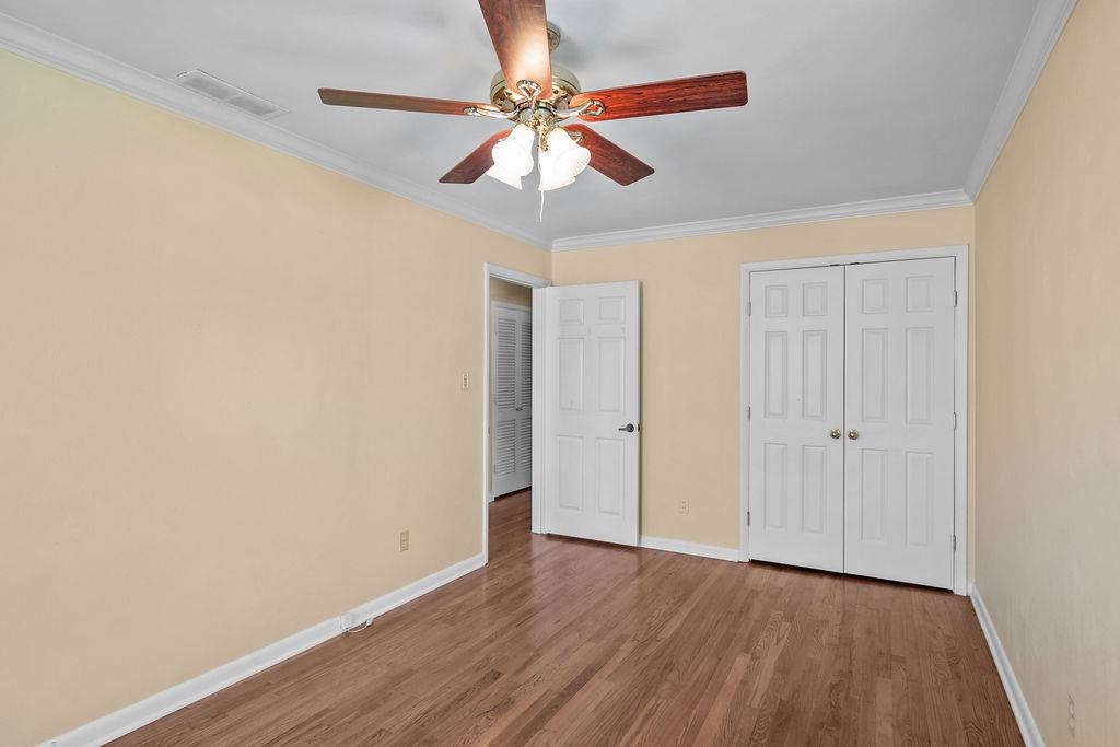 2005 York Drive, Owensboro, Kentucky 42301, 3 Bedrooms Bedrooms, ,2 BathroomsBathrooms,Single Family Residence,For Sale,York Drive,91891