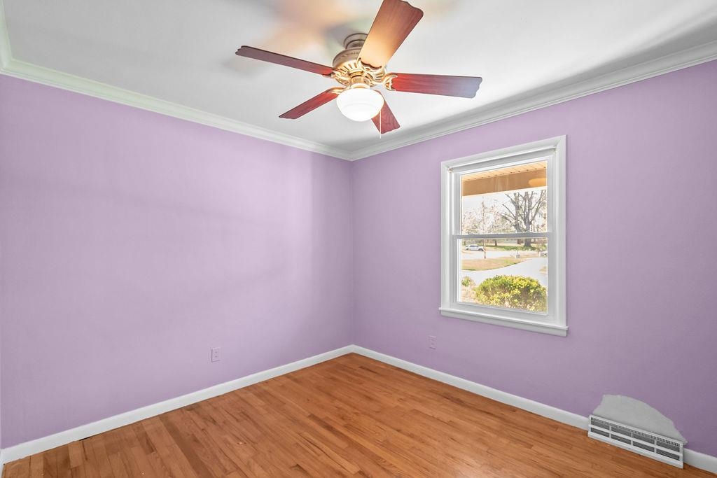 2005 York Drive, Owensboro, Kentucky 42301, 3 Bedrooms Bedrooms, ,2 BathroomsBathrooms,Single Family Residence,For Sale,York Drive,91891