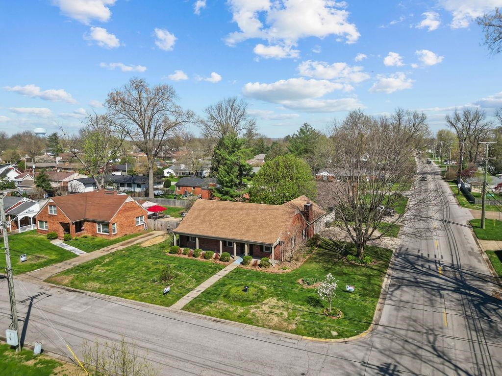 2005 York Drive, Owensboro, Kentucky 42301, 3 Bedrooms Bedrooms, ,2 BathroomsBathrooms,Single Family Residence,For Sale,York Drive,91891