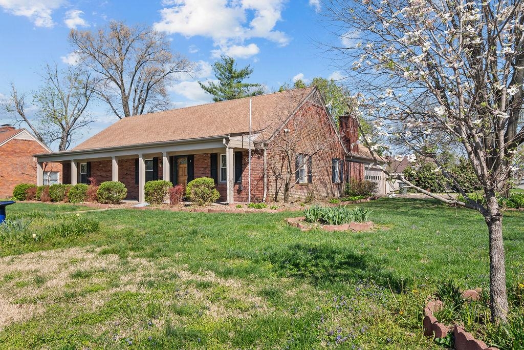 2005 York Drive, Owensboro, Kentucky 42301, 3 Bedrooms Bedrooms, ,2 BathroomsBathrooms,Single Family Residence,For Sale,York Drive,91891