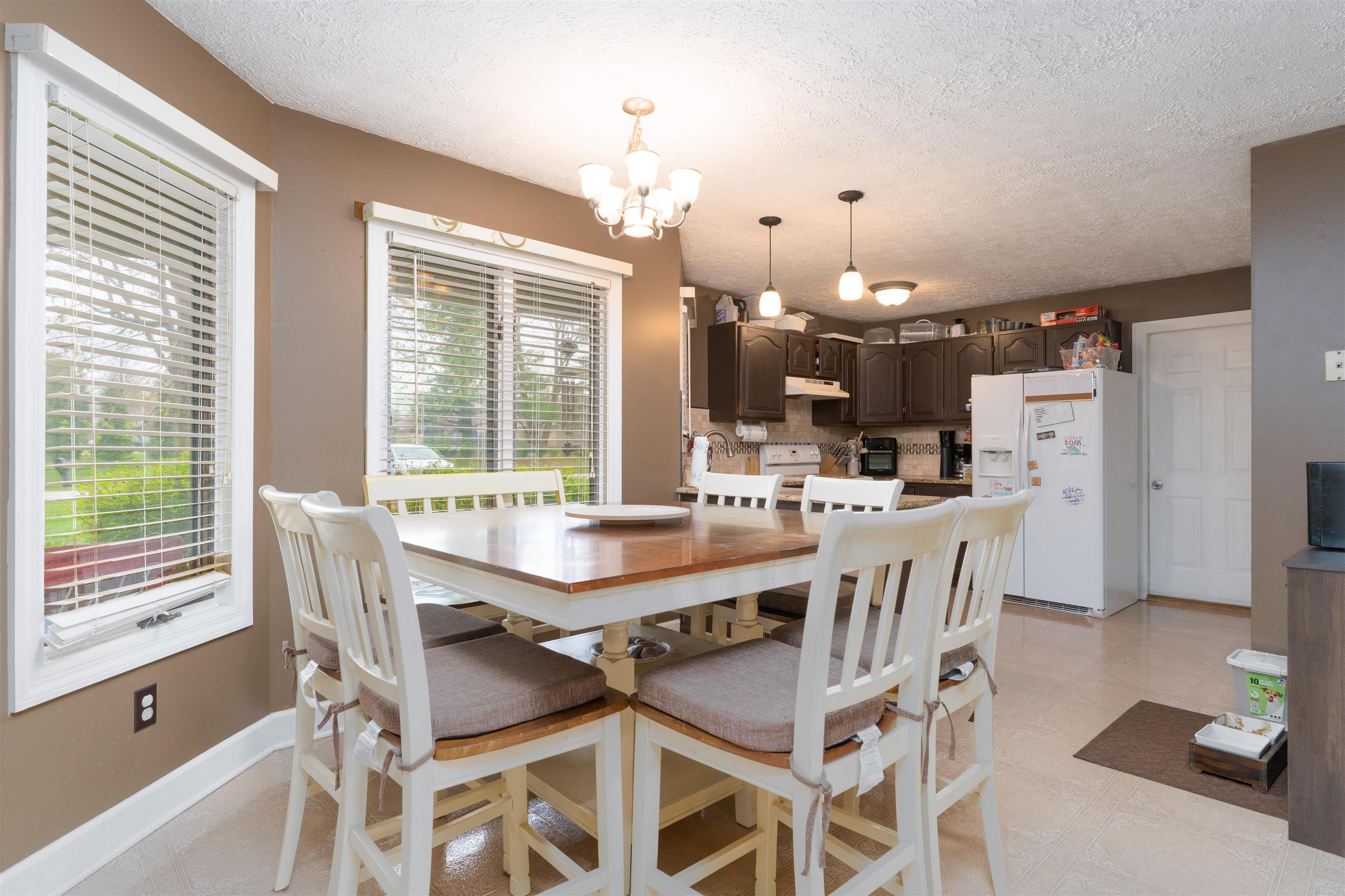 3825 Hayden Road, Owensboro, Kentucky 42303, 3 Bedrooms Bedrooms, ,2 BathroomsBathrooms,Single Family Residence,For Sale,Hayden Road,91901