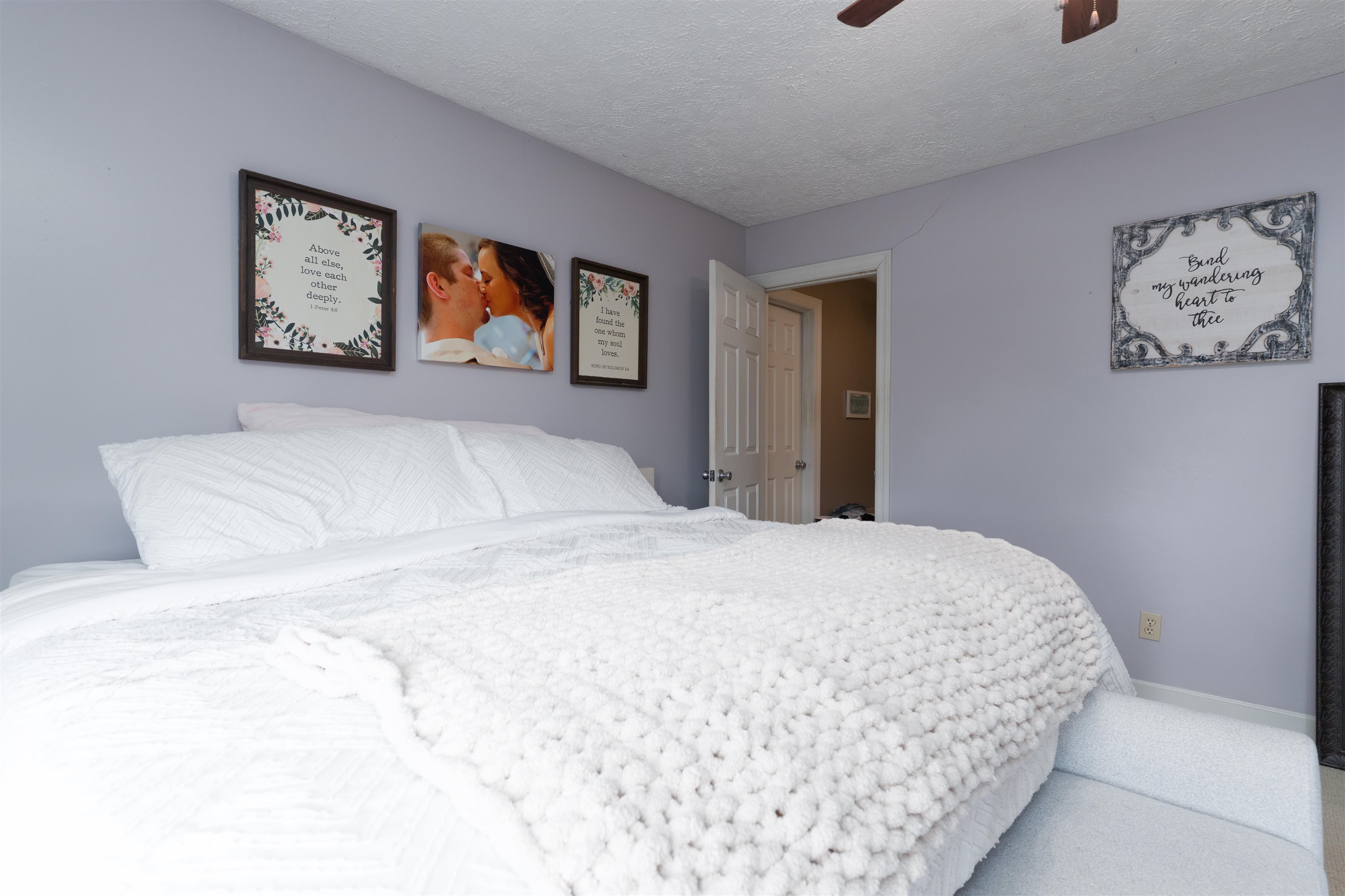 3825 Hayden Road, Owensboro, Kentucky 42303, 3 Bedrooms Bedrooms, ,2 BathroomsBathrooms,Single Family Residence,For Sale,Hayden Road,91901