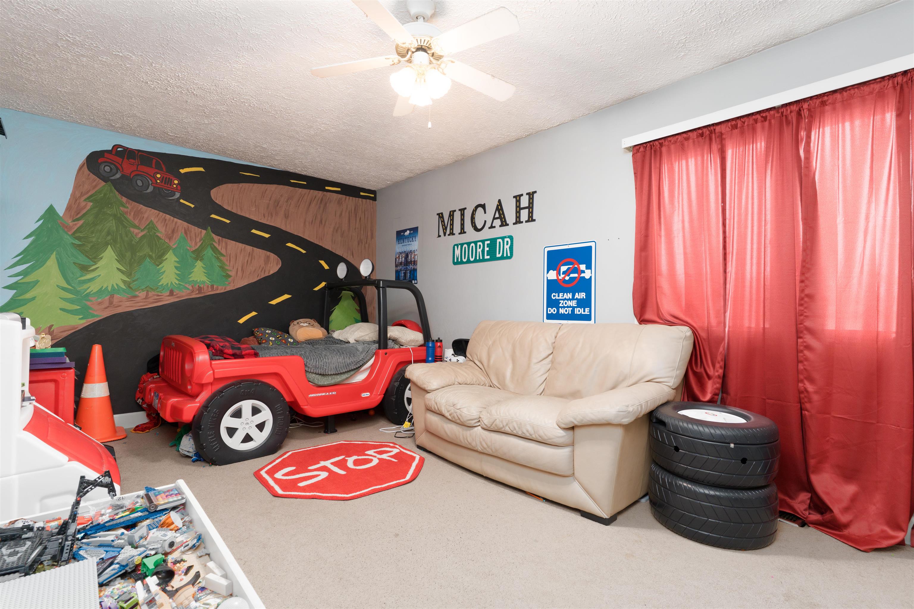 3825 Hayden Road, Owensboro, Kentucky 42303, 3 Bedrooms Bedrooms, ,2 BathroomsBathrooms,Single Family Residence,For Sale,Hayden Road,91901