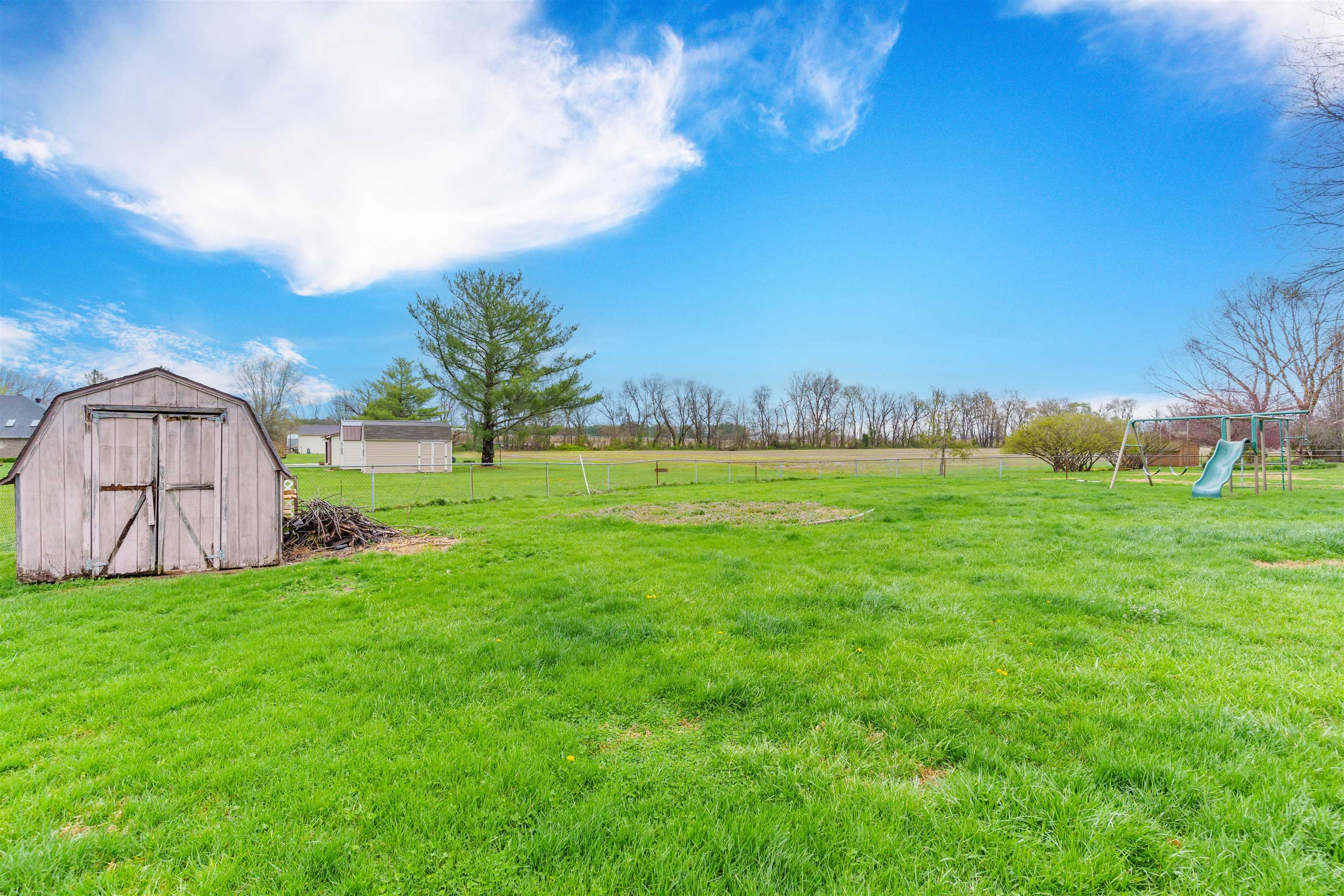 3825 Hayden Road, Owensboro, Kentucky 42303, 3 Bedrooms Bedrooms, ,2 BathroomsBathrooms,Single Family Residence,For Sale,Hayden Road,91901