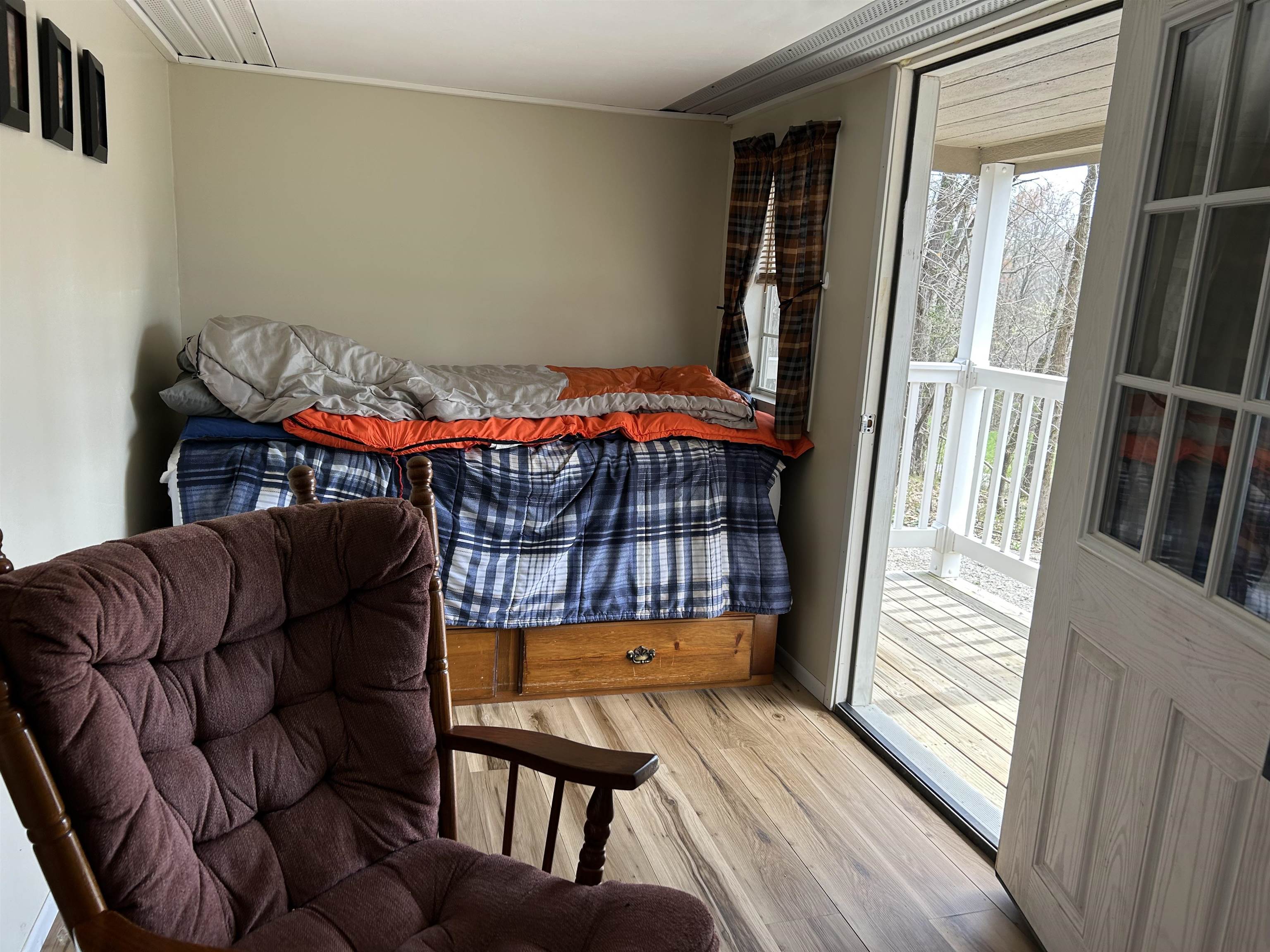 50 Coal Bank Hollow Road, Hawesville, Kentucky 42348-050, ,1 BathroomBathrooms,Cabin,For Sale,Coal Bank Hollow Road,91902