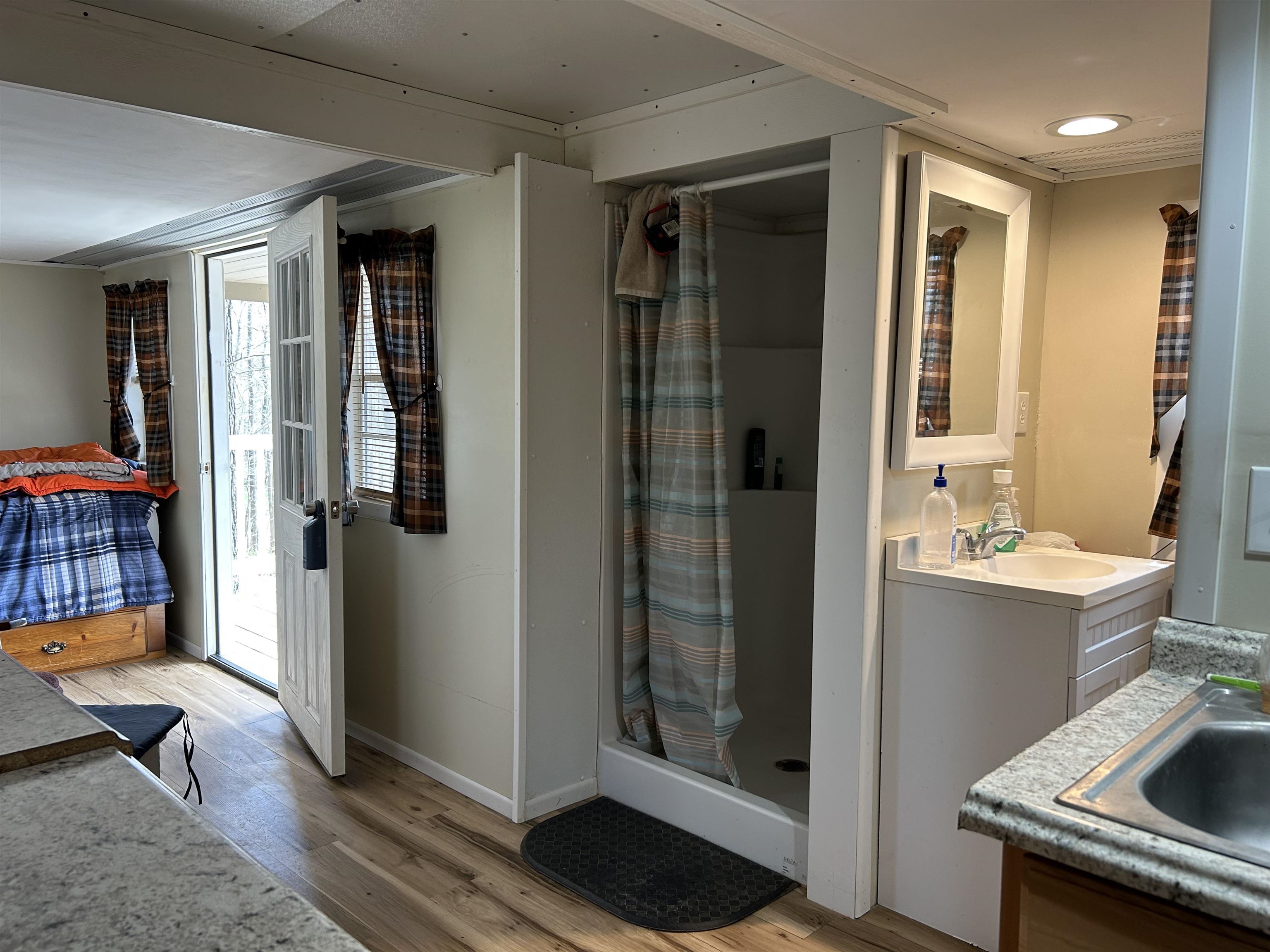 50 Coal Bank Hollow Road, Hawesville, Kentucky 42348-050, ,1 BathroomBathrooms,Cabin,For Sale,Coal Bank Hollow Road,91902