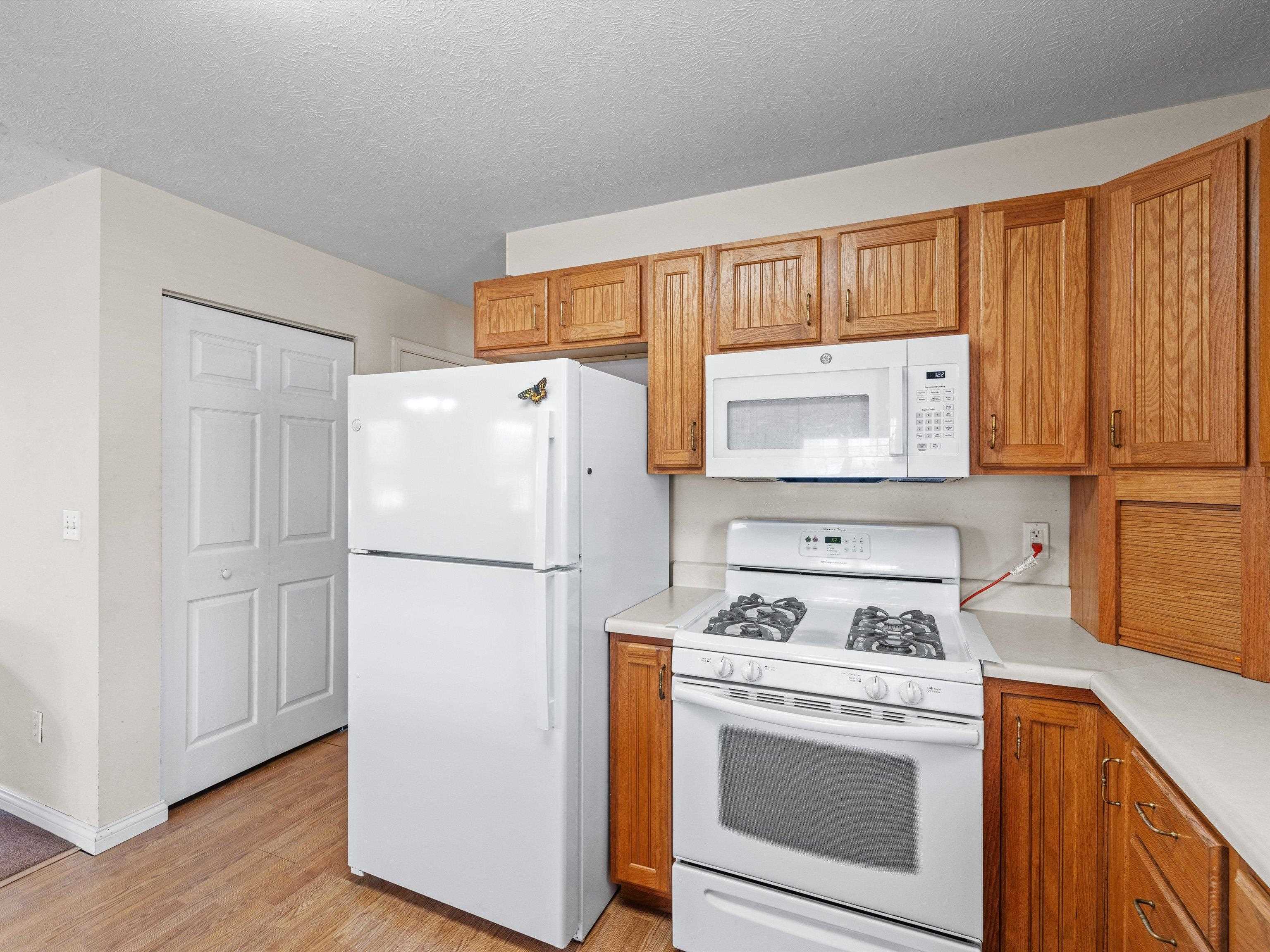 531 22nd St, Owensboro, Kentucky 42303-3820, 3 Bedrooms Bedrooms, ,2 BathroomsBathrooms,Single Family Residence,For Sale,22nd St,91903
