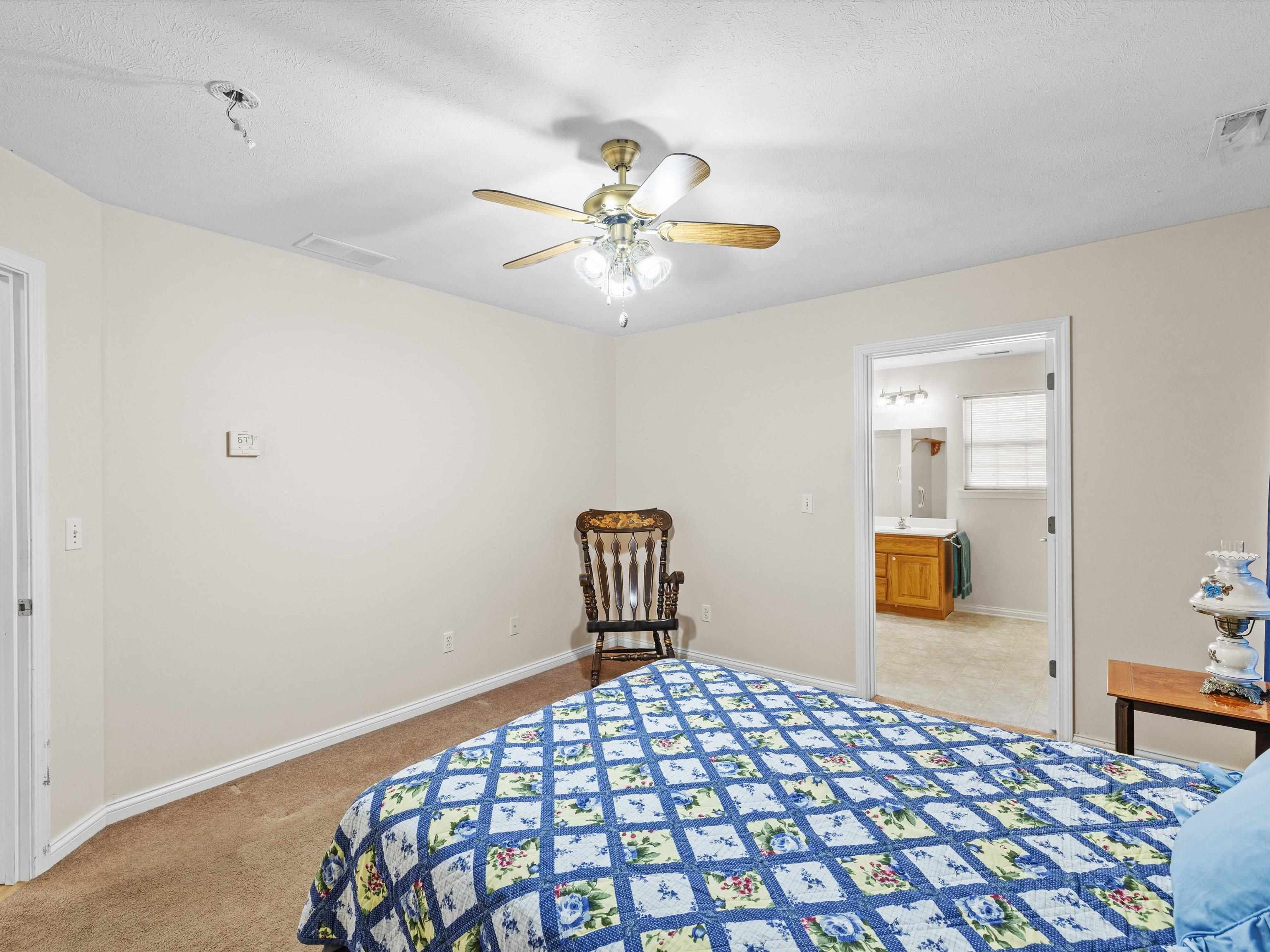 531 22nd St, Owensboro, Kentucky 42303-3820, 3 Bedrooms Bedrooms, ,2 BathroomsBathrooms,Single Family Residence,For Sale,22nd St,91903