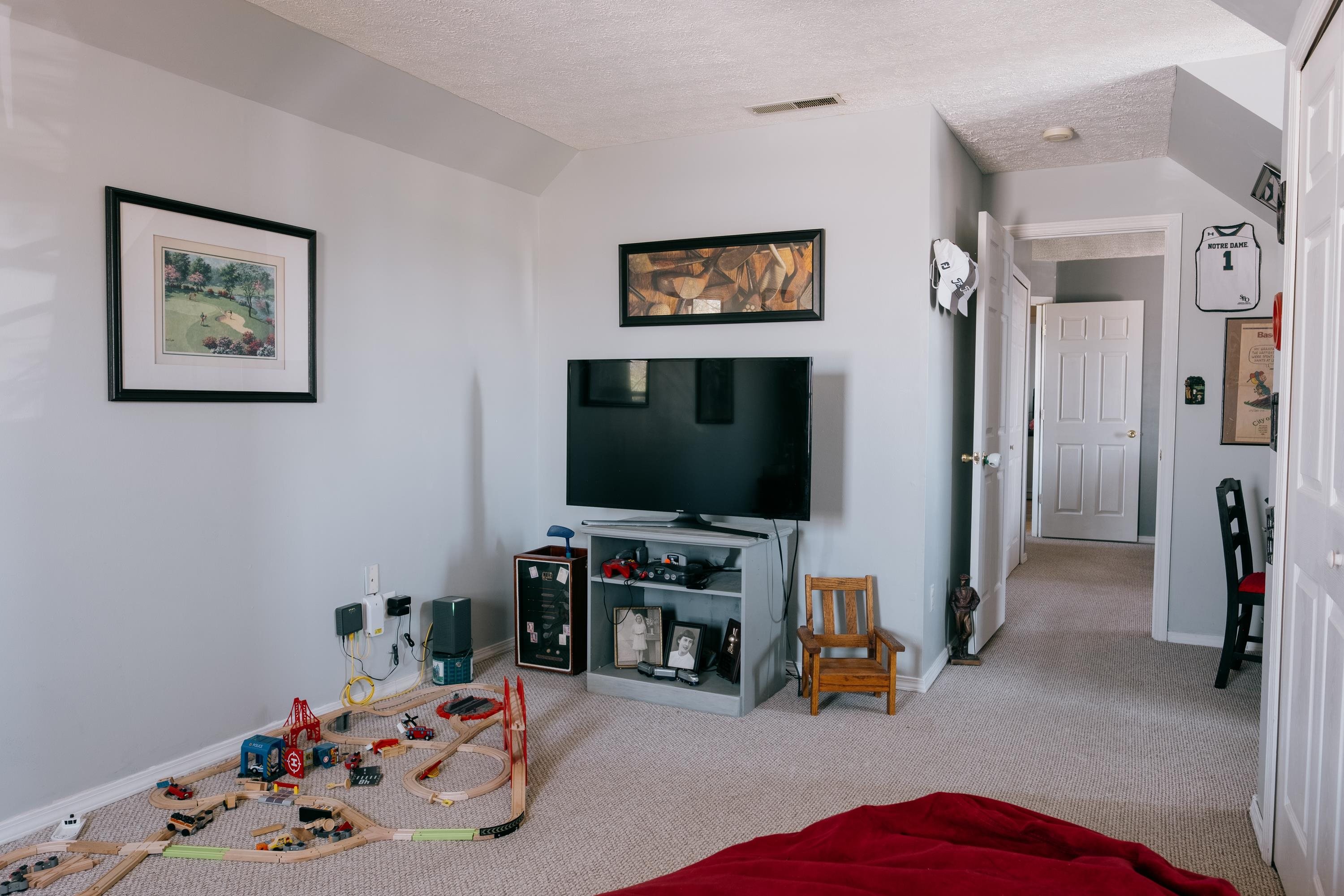 2406 Cascades Pointe, Owensboro, Kentucky 42301, 4 Bedrooms Bedrooms, ,2 BathroomsBathrooms,Single Family Residence,For Sale,Cascades Pointe,91904