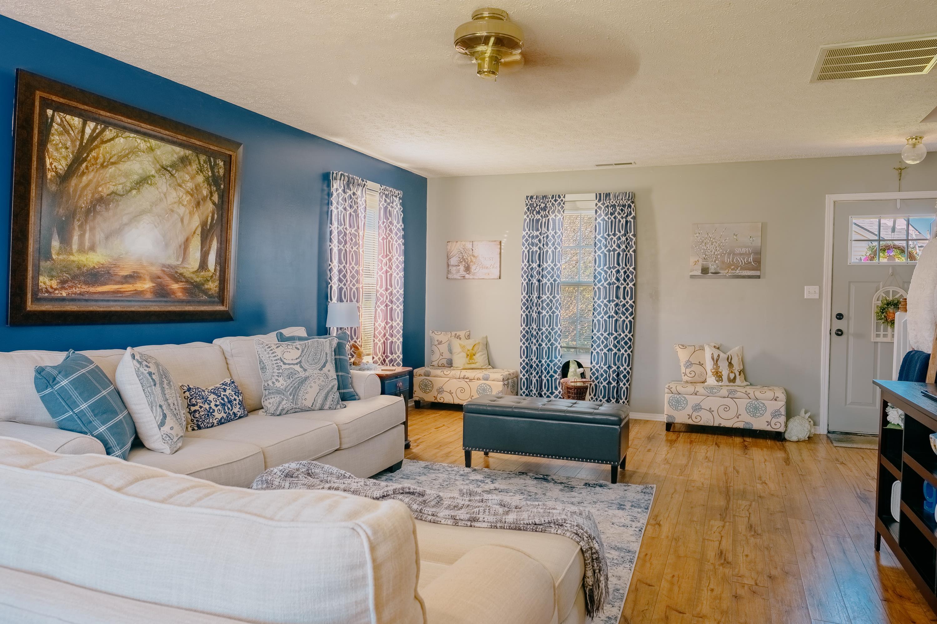 2406 Cascades Pointe, Owensboro, Kentucky 42301, 4 Bedrooms Bedrooms, ,2 BathroomsBathrooms,Single Family Residence,For Sale,Cascades Pointe,91904
