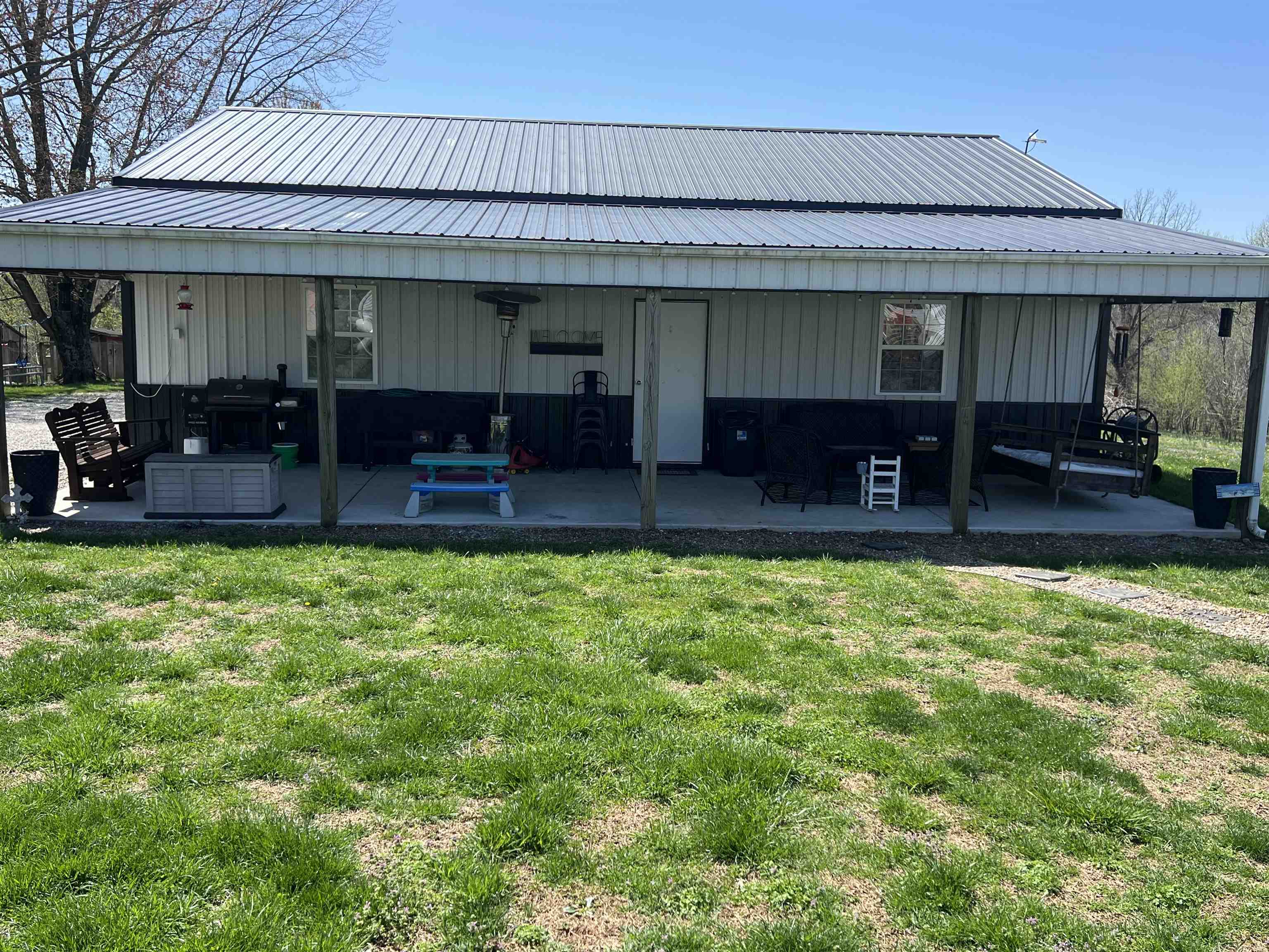 1570 Yelvington-Knottsville Rd, Maceo, Kentucky 42355, 4 Bedrooms Bedrooms, ,2 BathroomsBathrooms,Manufactured Home,For Sale,Yelvington-Knottsville Rd,91906
