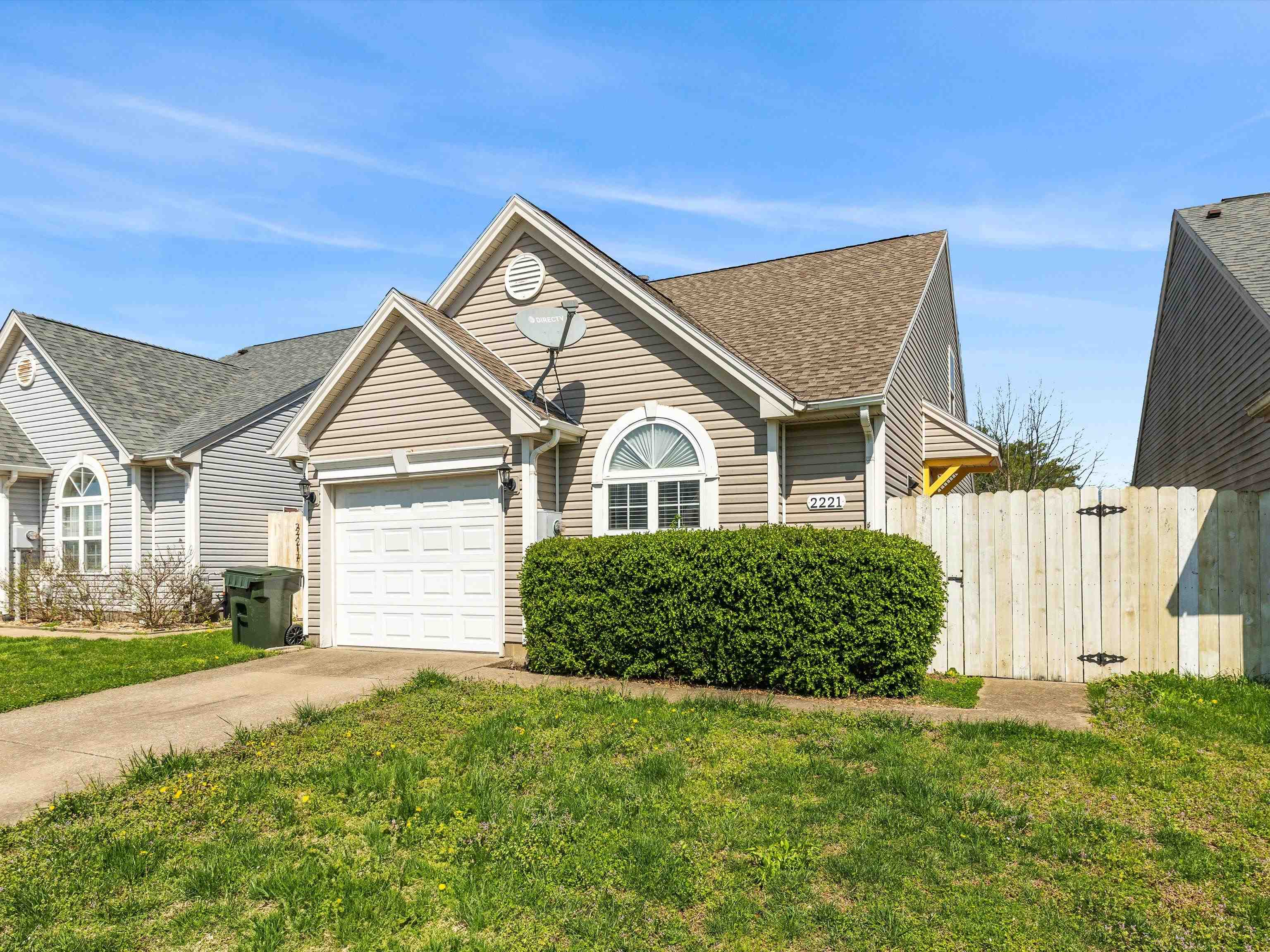 2221 Village Run, Owensboro, Kentucky 42303, 3 Bedrooms Bedrooms, ,2 BathroomsBathrooms,Single Family Residence,For Sale,Village Run,91908