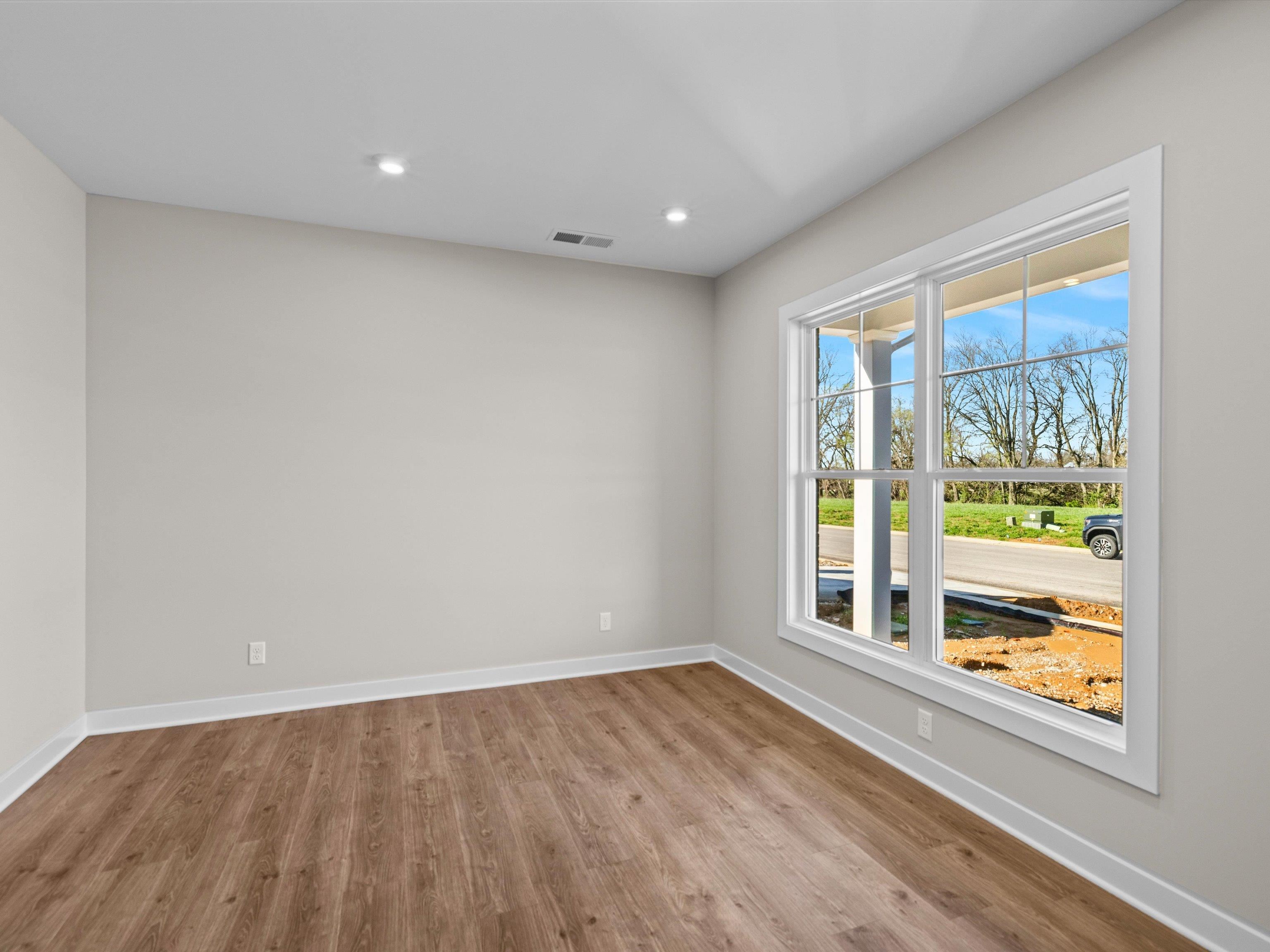 3927 Heatherstone Drive, Owensboro, Kentucky 42301, 4 Bedrooms Bedrooms, ,2 BathroomsBathrooms,Single Family Residence,For Sale,Heatherstone Drive,91909