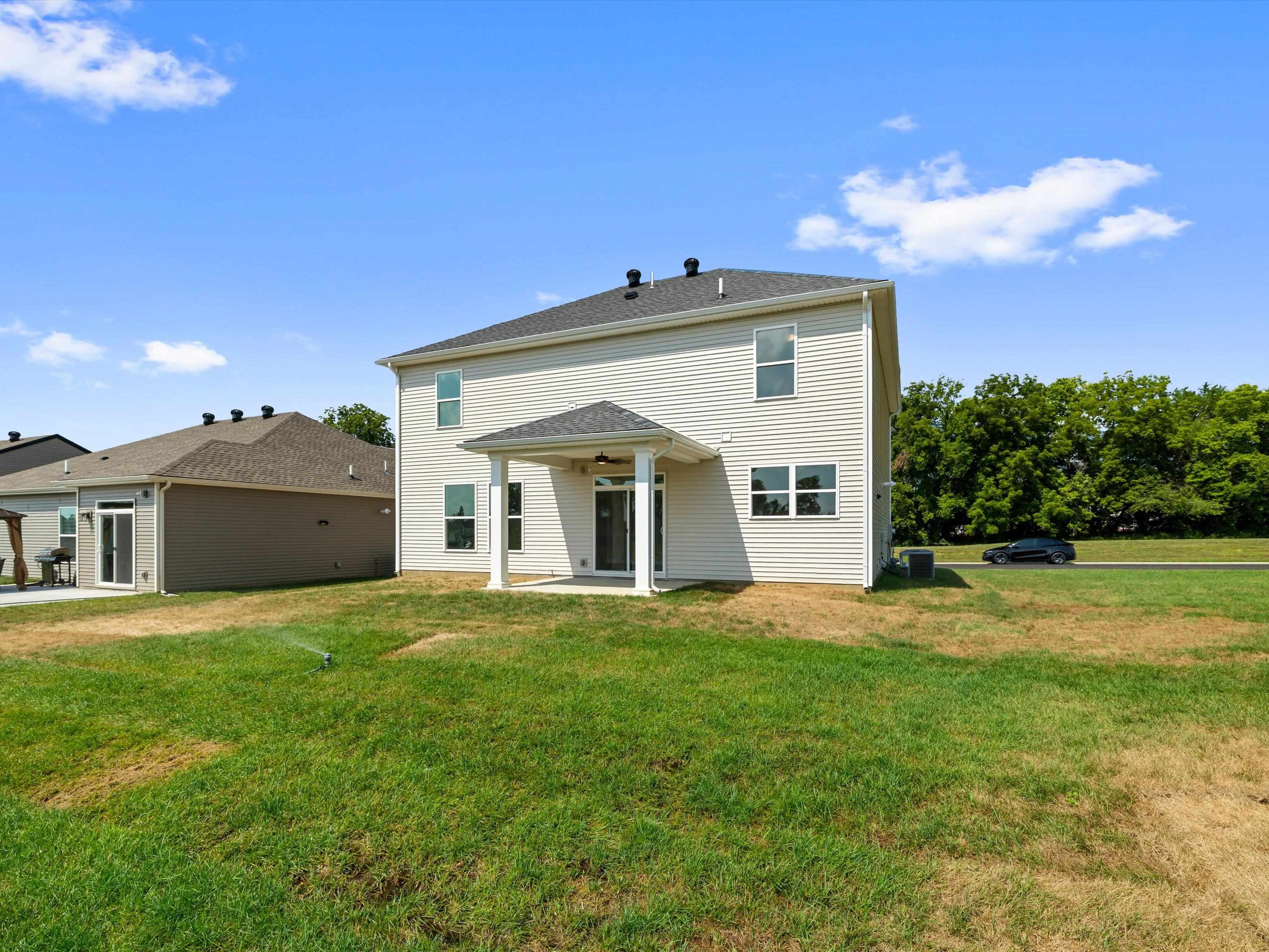3927 Heatherstone Drive, Owensboro, Kentucky 42301, 4 Bedrooms Bedrooms, ,2 BathroomsBathrooms,Single Family Residence,For Sale,Heatherstone Drive,91909