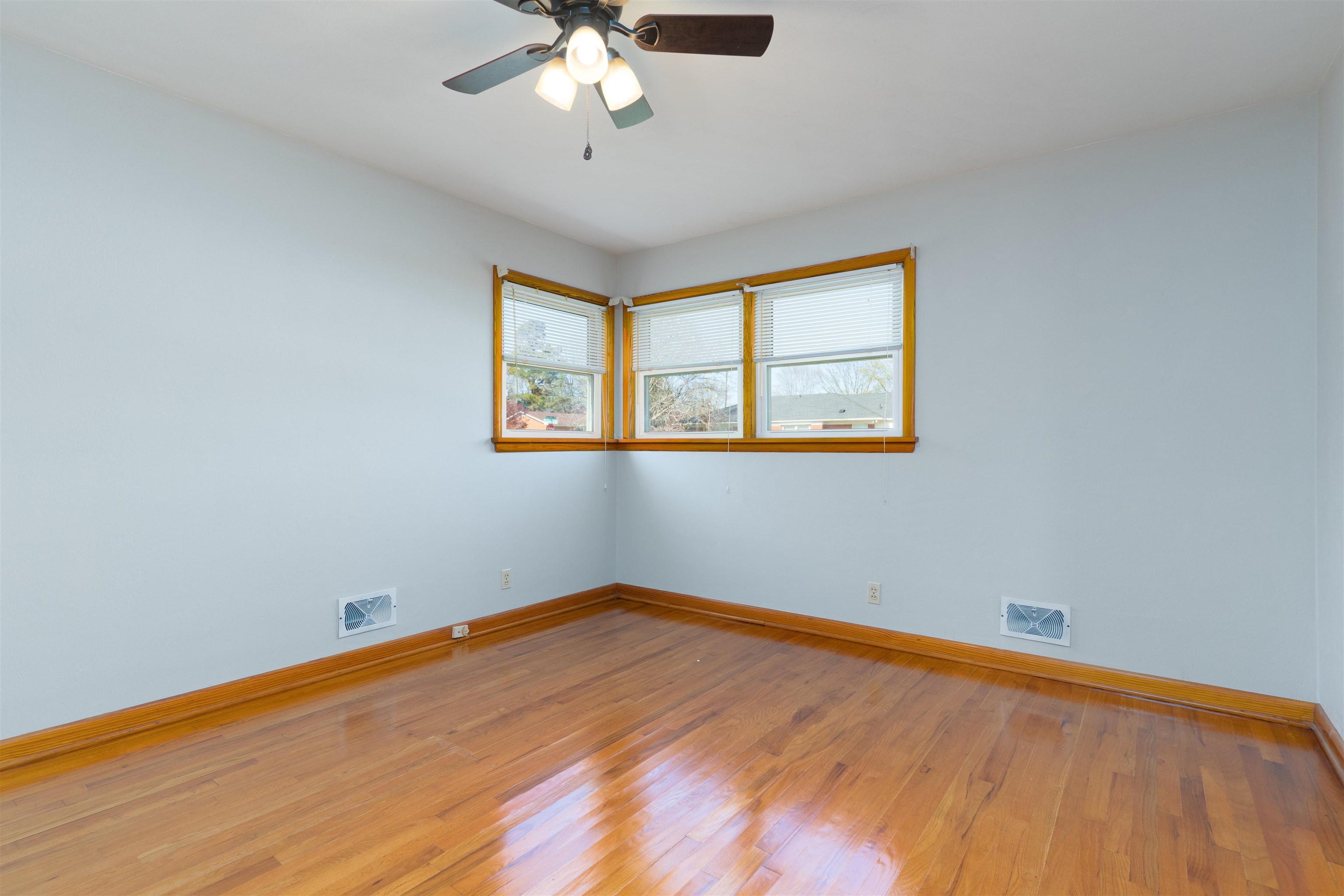 808 Charles Scott Dr., Owensboro, Kentucky 42303, 3 Bedrooms Bedrooms, ,1 BathroomBathrooms,Single Family Residence,For Sale,Charles Scott Dr.,91910