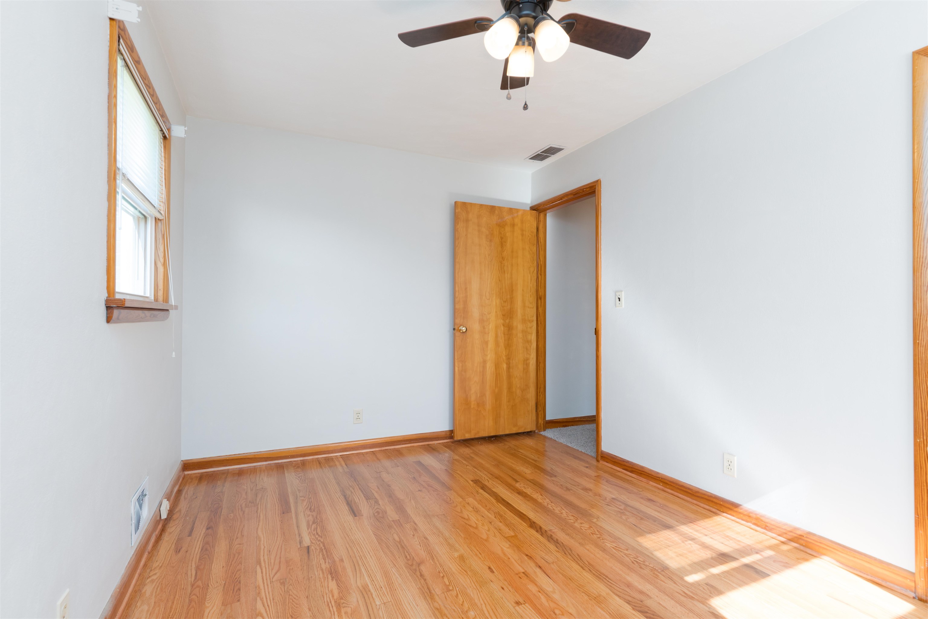 808 Charles Scott Dr., Owensboro, Kentucky 42303, 3 Bedrooms Bedrooms, ,1 BathroomBathrooms,Single Family Residence,For Sale,Charles Scott Dr.,91910