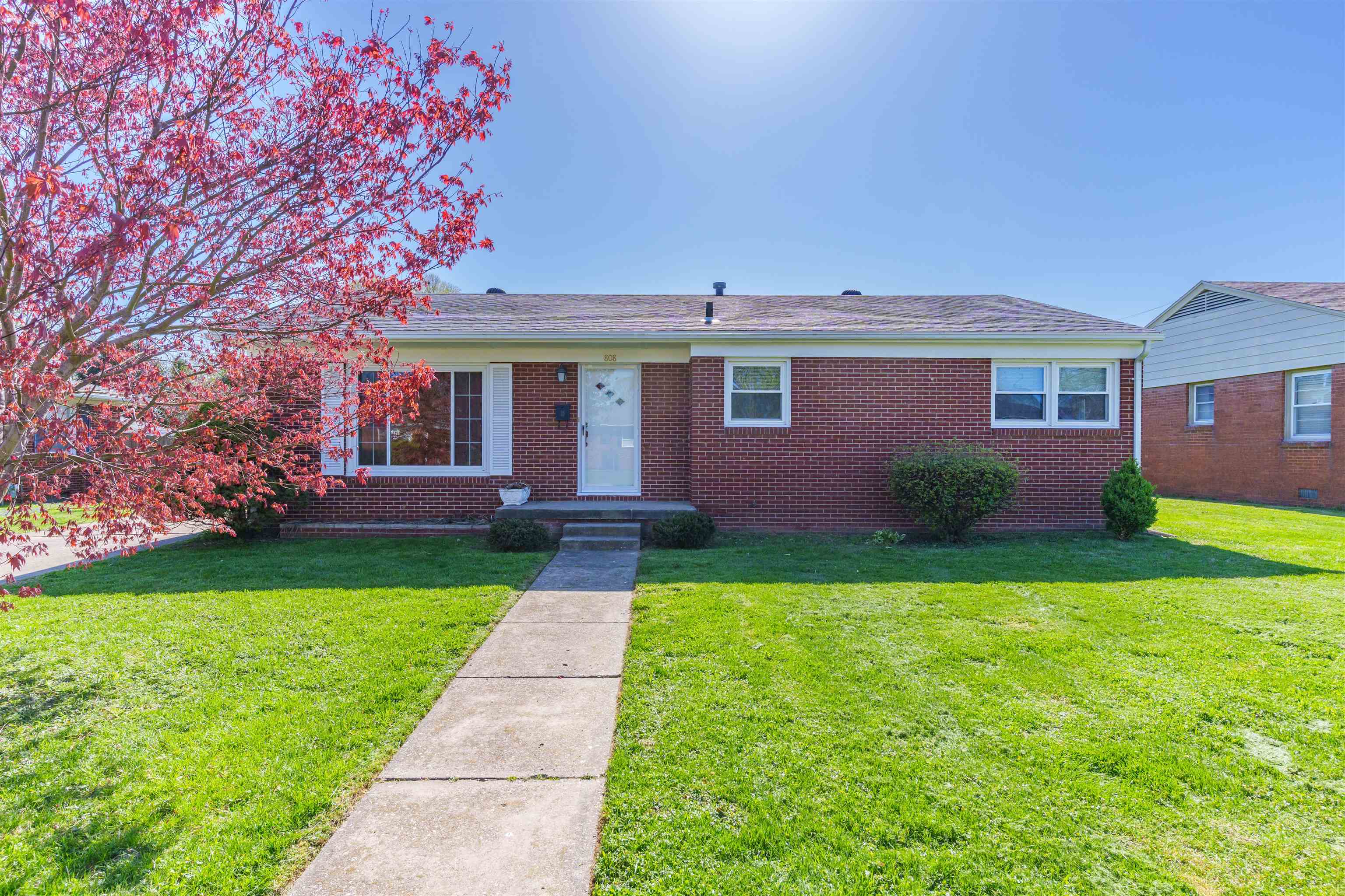 808 Charles Scott Dr., Owensboro, Kentucky 42303, 3 Bedrooms Bedrooms, ,1 BathroomBathrooms,Single Family Residence,For Sale,Charles Scott Dr.,91910