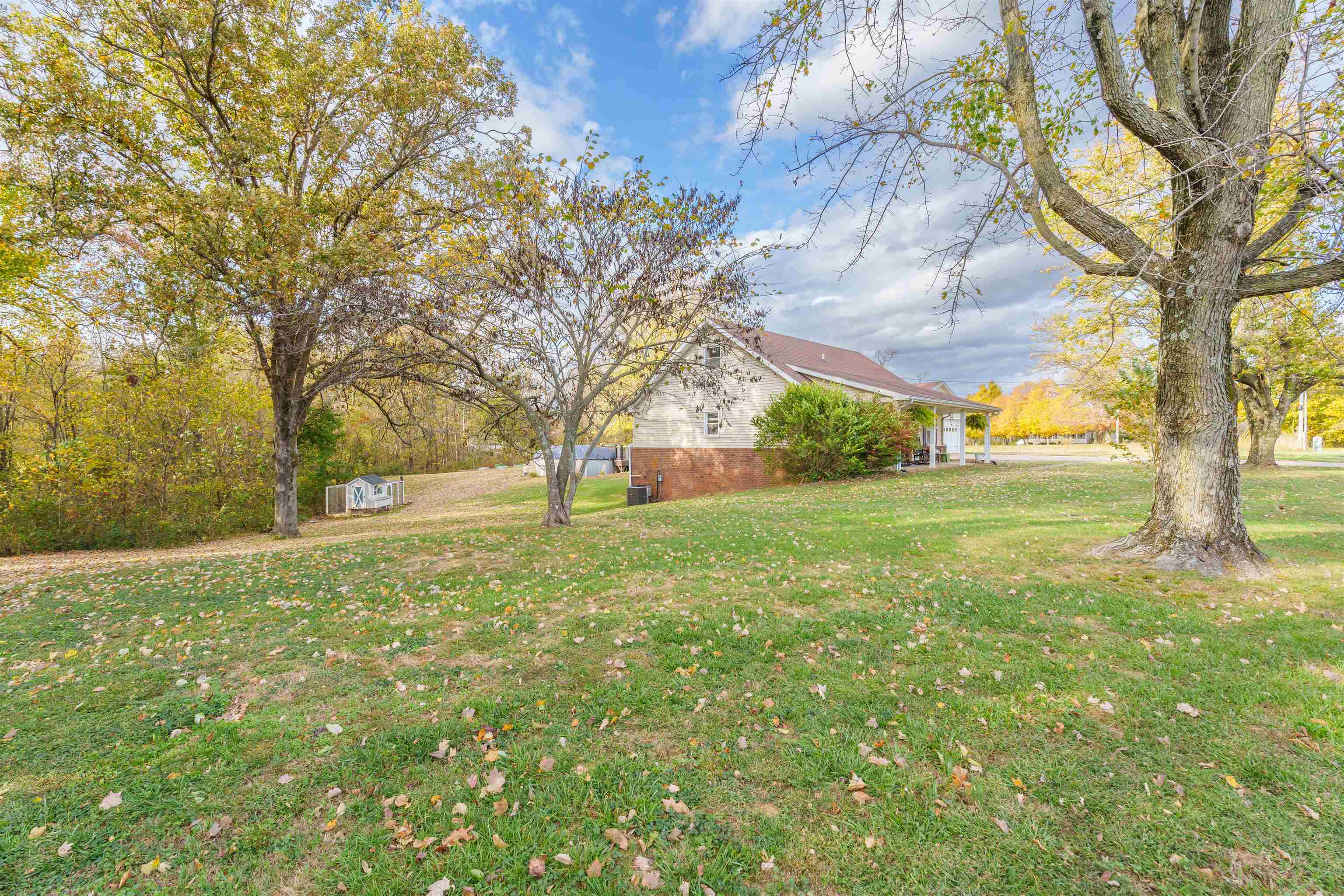 9187 Short Station Road, Owensboro, Kentucky 42366, 4 Bedrooms Bedrooms, ,2 BathroomsBathrooms,Single Family Residence,For Sale,Short Station Road,91913