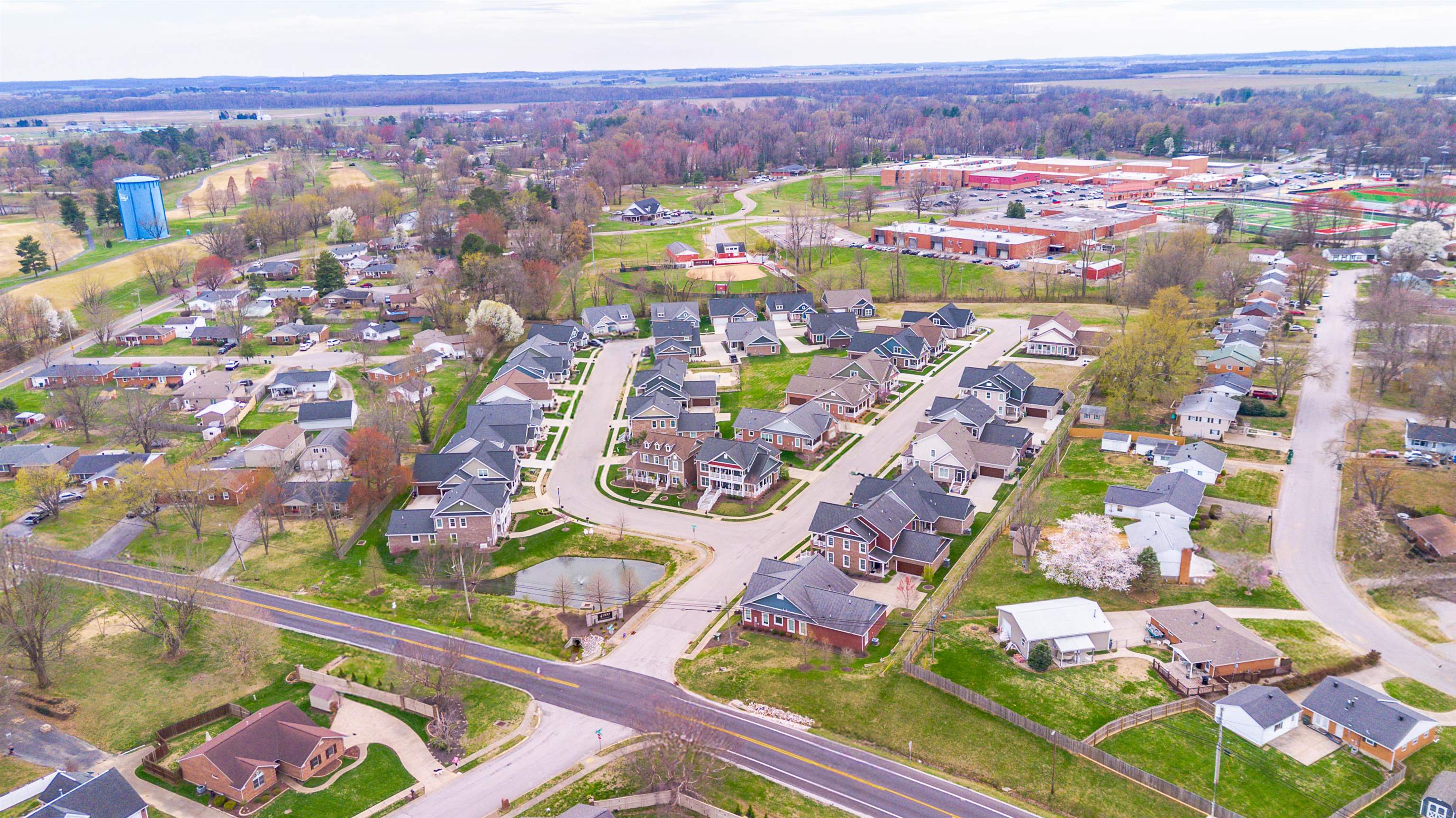 1724 Celebration Circle, Owensboro, Kentucky 42303, 3 Bedrooms Bedrooms, ,2 BathroomsBathrooms,Single Family Residence,For Sale,Celebration Circle,91921