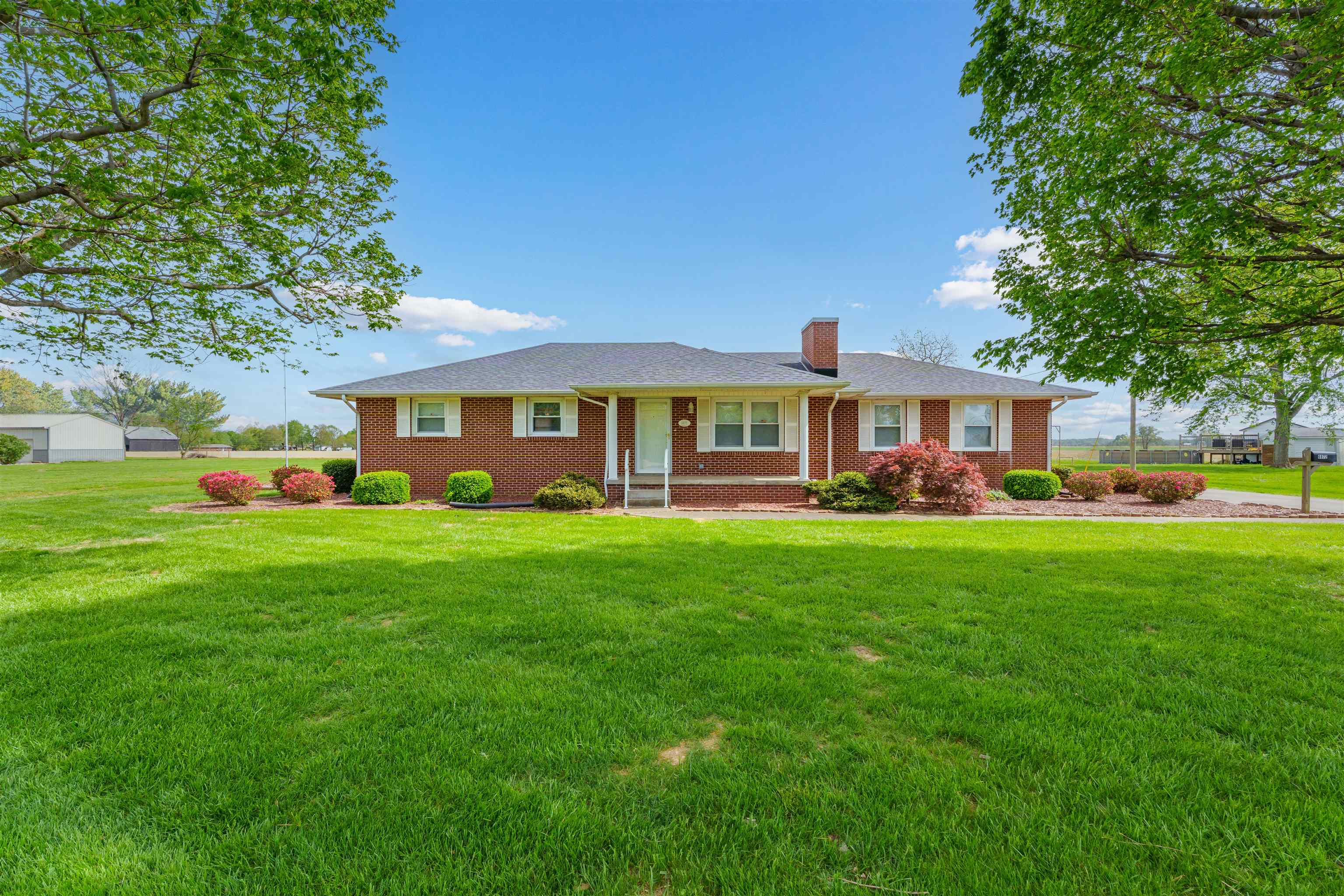 6872 Highway 56, Owensboro, Kentucky 42301-9511, 3 Bedrooms Bedrooms, ,1 BathroomBathrooms,Single Family Residence,For Sale,Highway 56,91923