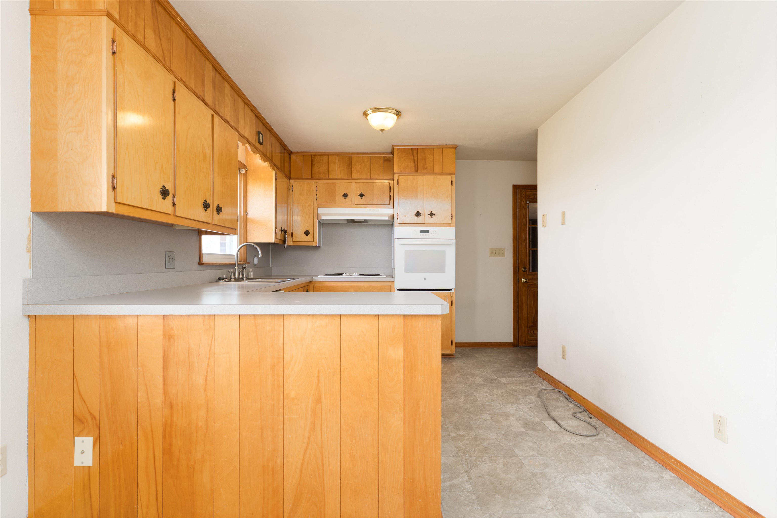 6872 Highway 56, Owensboro, Kentucky 42301-9511, 3 Bedrooms Bedrooms, ,1 BathroomBathrooms,Single Family Residence,For Sale,Highway 56,91923