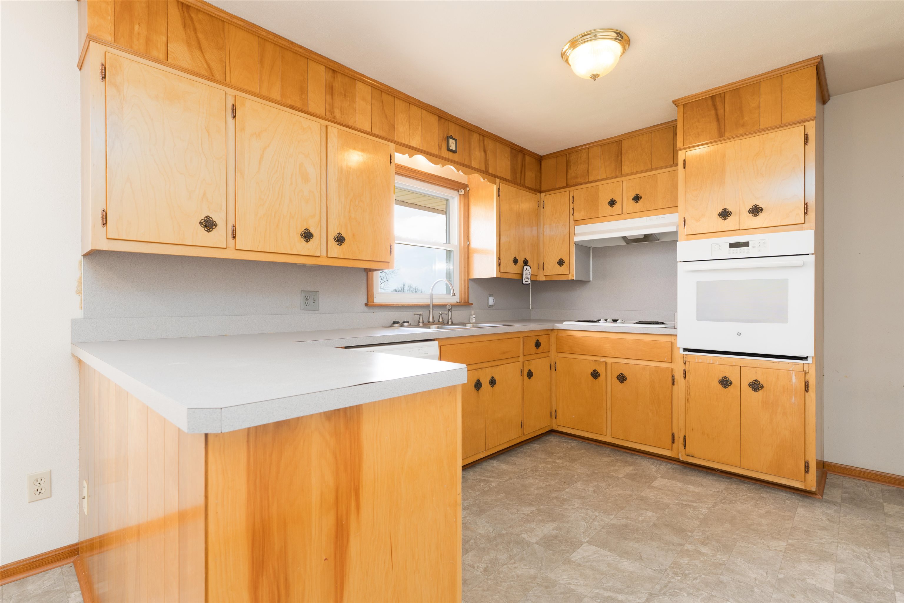 6872 Highway 56, Owensboro, Kentucky 42301-9511, 3 Bedrooms Bedrooms, ,1 BathroomBathrooms,Single Family Residence,For Sale,Highway 56,91923