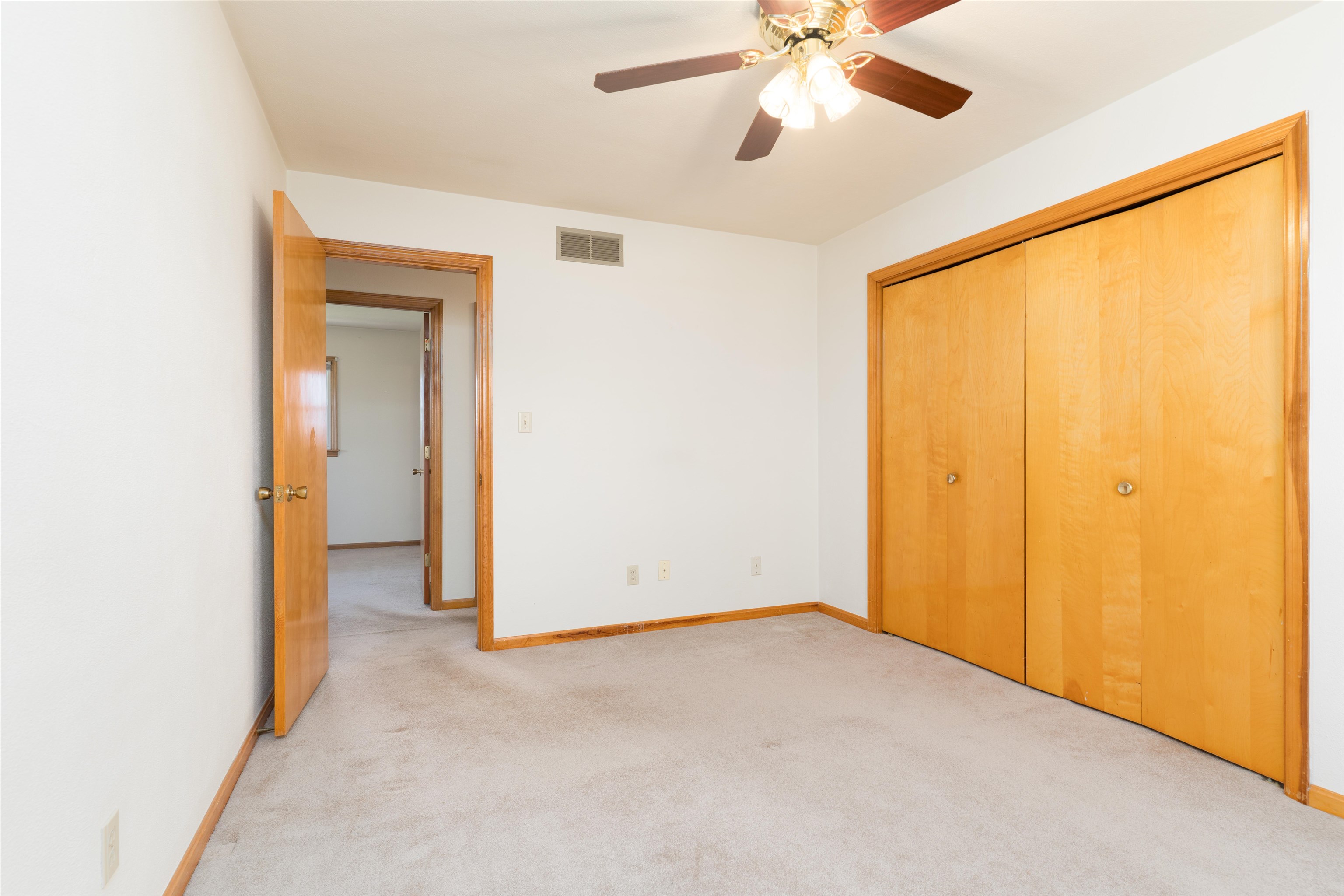 6872 Highway 56, Owensboro, Kentucky 42301-9511, 3 Bedrooms Bedrooms, ,1 BathroomBathrooms,Single Family Residence,For Sale,Highway 56,91923