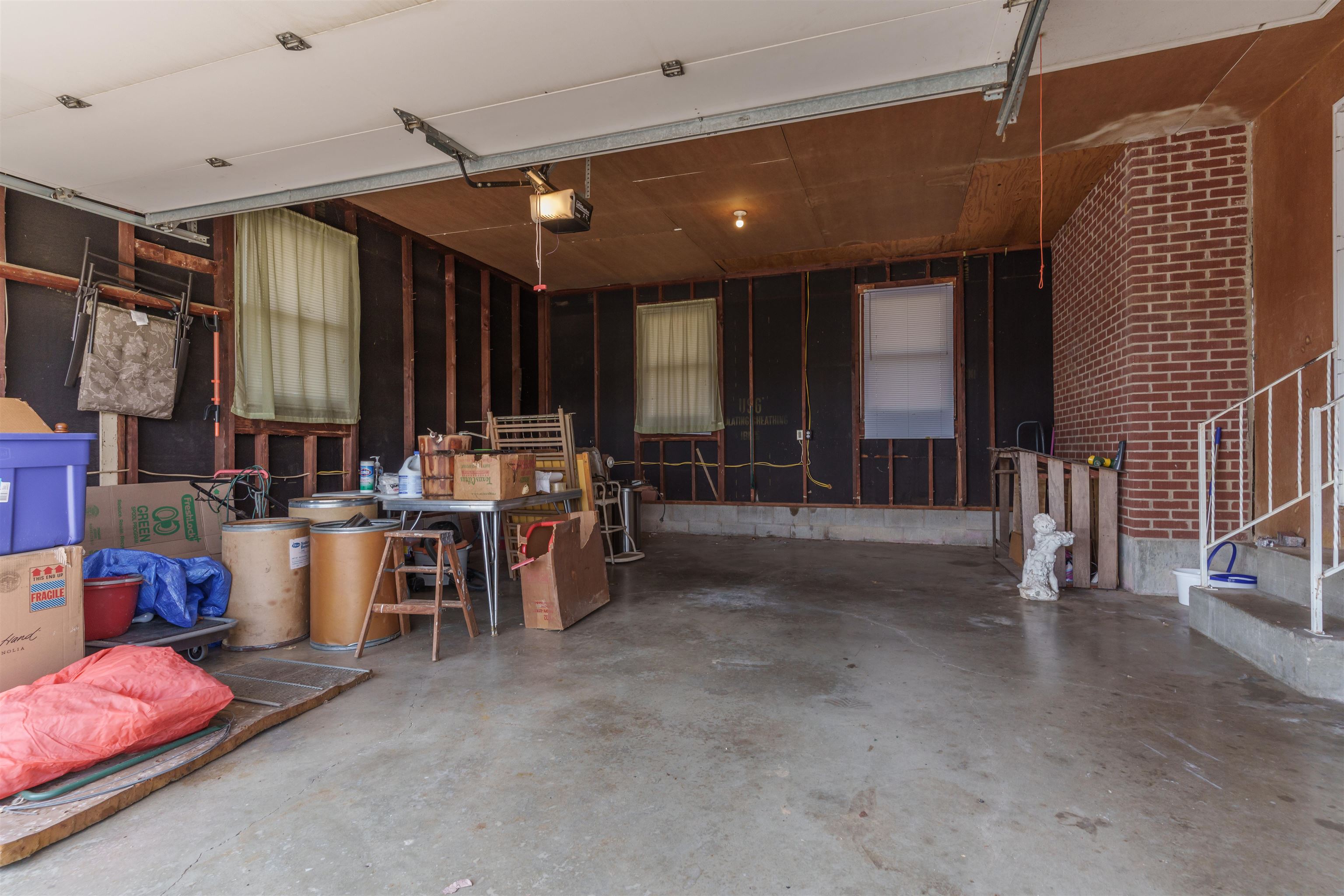 6872 Highway 56, Owensboro, Kentucky 42301-9511, 3 Bedrooms Bedrooms, ,1 BathroomBathrooms,Single Family Residence,For Sale,Highway 56,91923