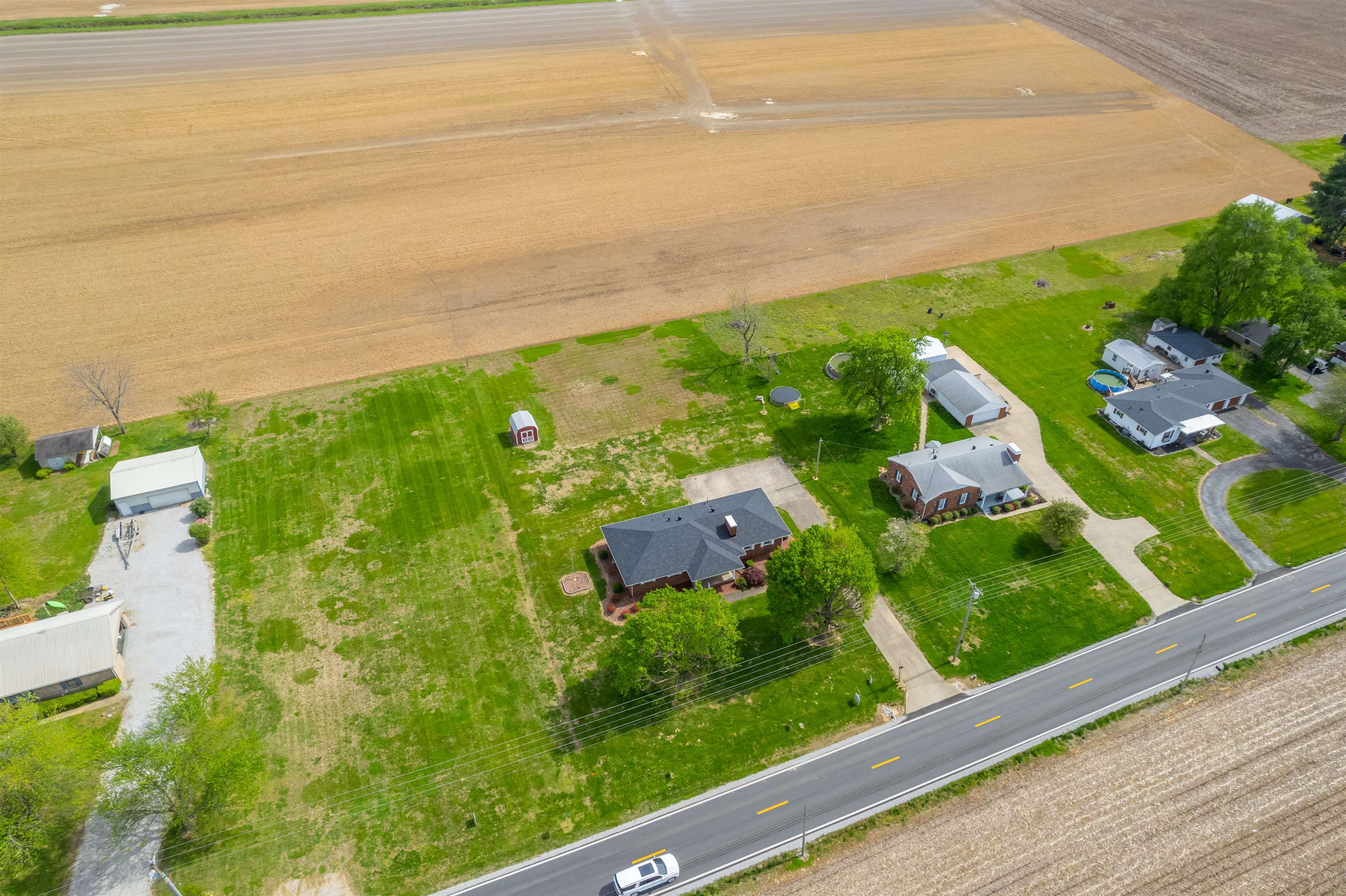 6872 Highway 56, Owensboro, Kentucky 42301-9511, 3 Bedrooms Bedrooms, ,1 BathroomBathrooms,Single Family Residence,For Sale,Highway 56,91923