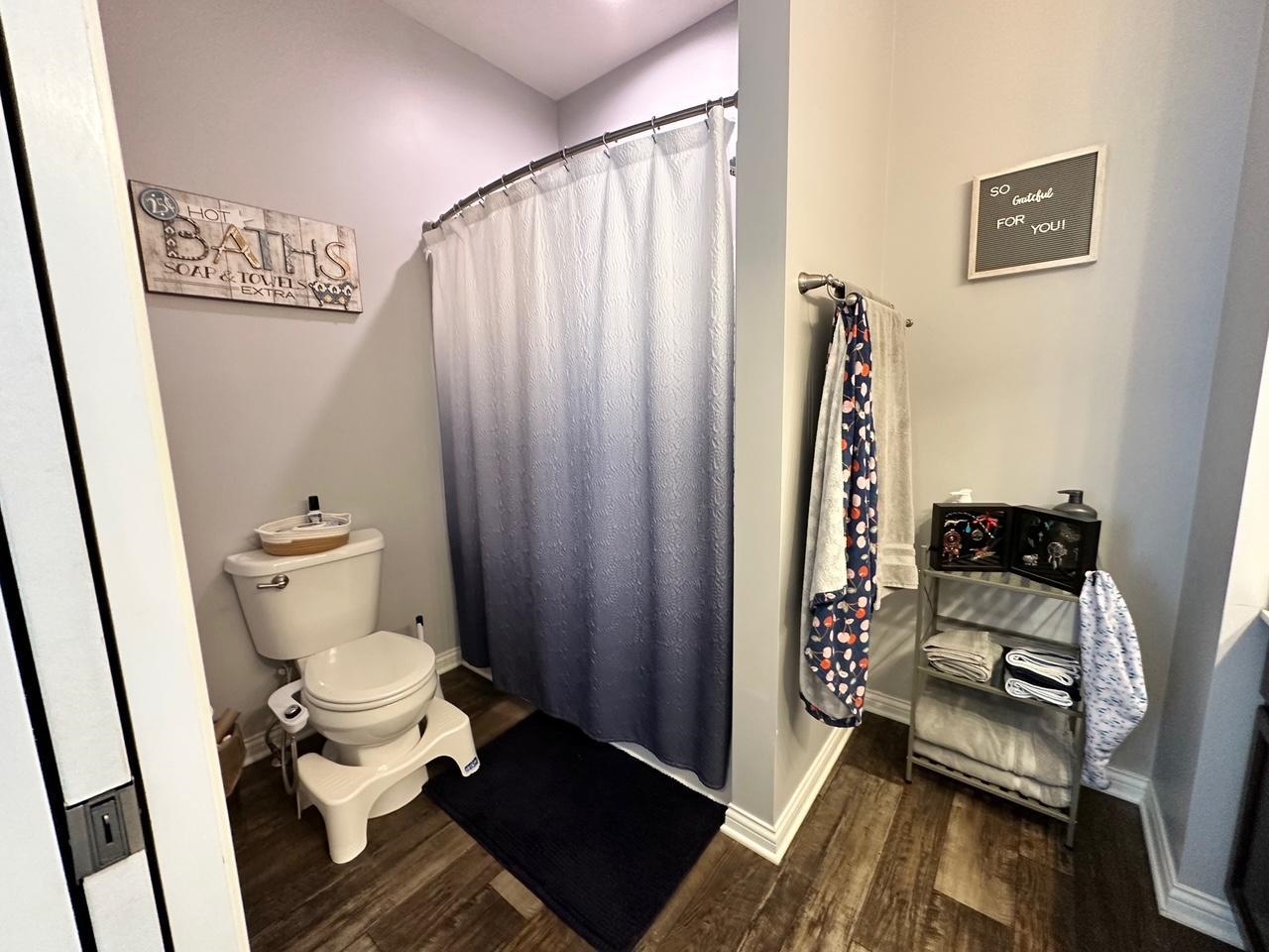 4780 Whistle Rock Court, Owensboro, Kentucky 42301, 3 Bedrooms Bedrooms, ,2 BathroomsBathrooms,Single Family Residence,For Sale,Whistle Rock Court,91924