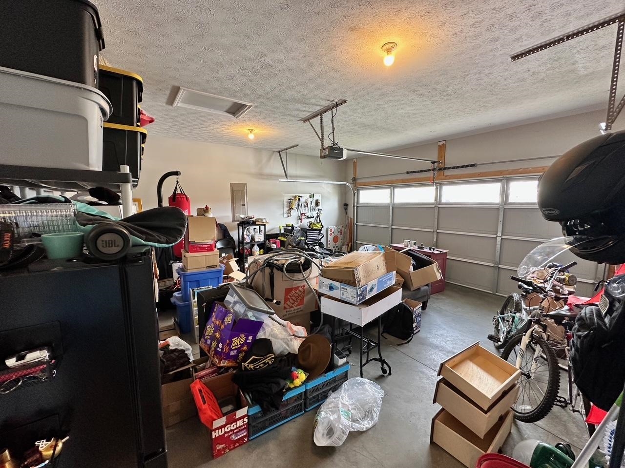 4780 Whistle Rock Court, Owensboro, Kentucky 42301, 3 Bedrooms Bedrooms, ,2 BathroomsBathrooms,Single Family Residence,For Sale,Whistle Rock Court,91924