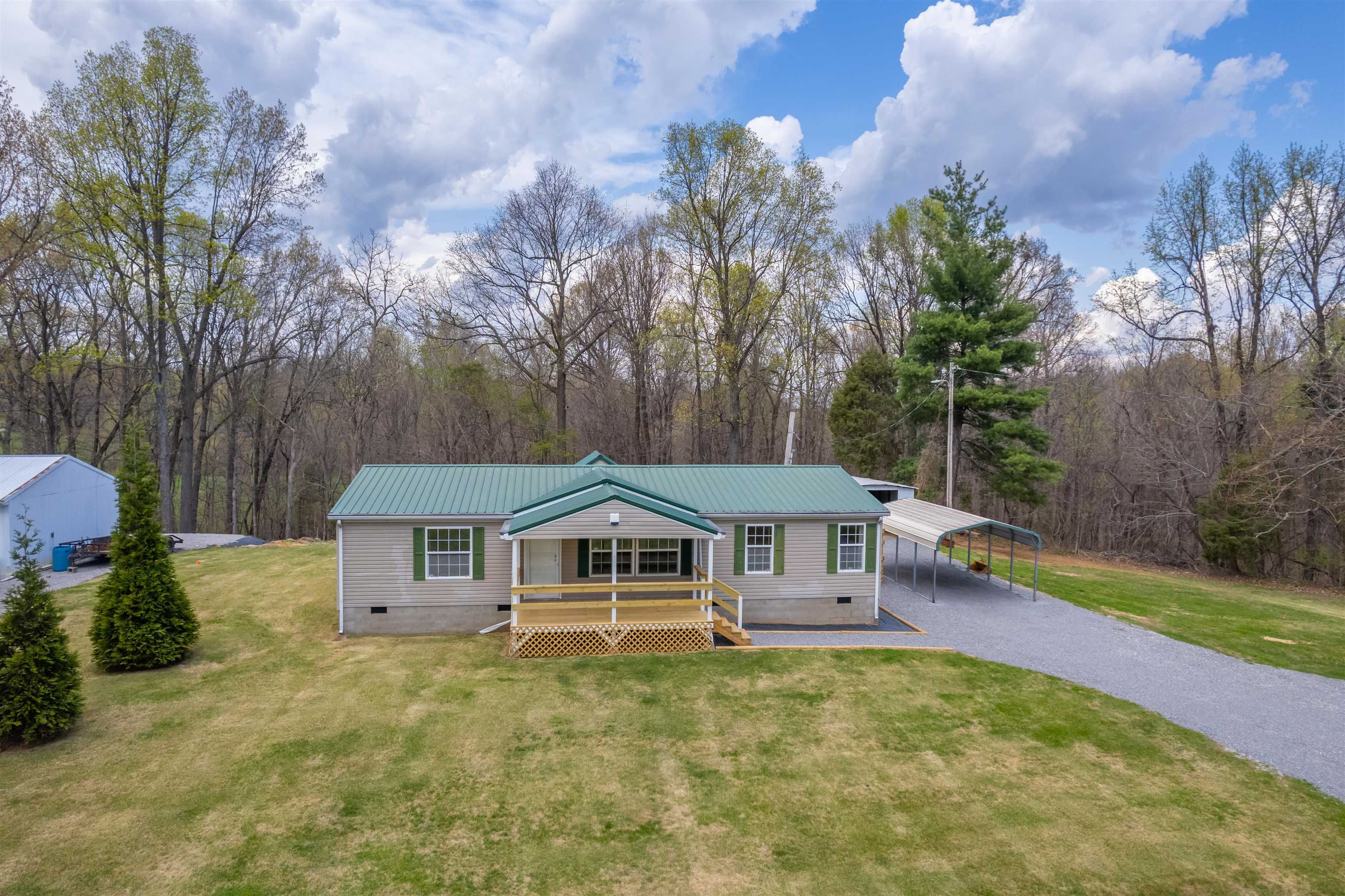 1388 Brooks Schoolhouse Rd, Calhoun, Kentucky 42327, 3 Bedrooms Bedrooms, ,2 BathroomsBathrooms,Single Family Residence,For Sale,Brooks Schoolhouse Rd,91928