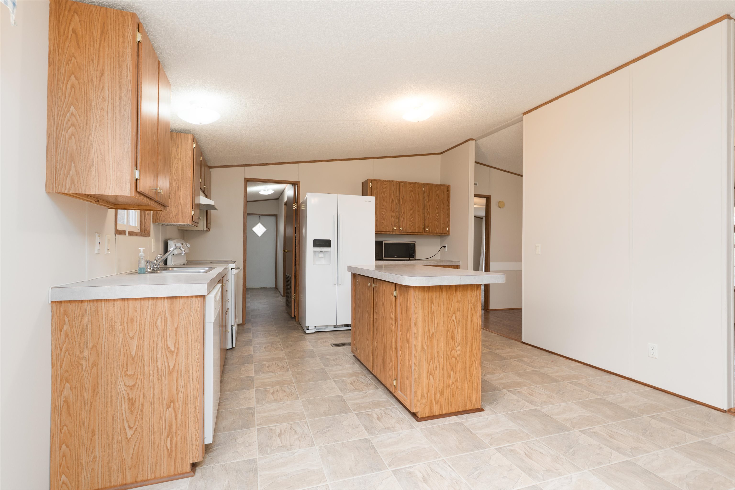 1388 Brooks Schoolhouse Rd, Calhoun, Kentucky 42327, 3 Bedrooms Bedrooms, ,2 BathroomsBathrooms,Single Family Residence,For Sale,Brooks Schoolhouse Rd,91928