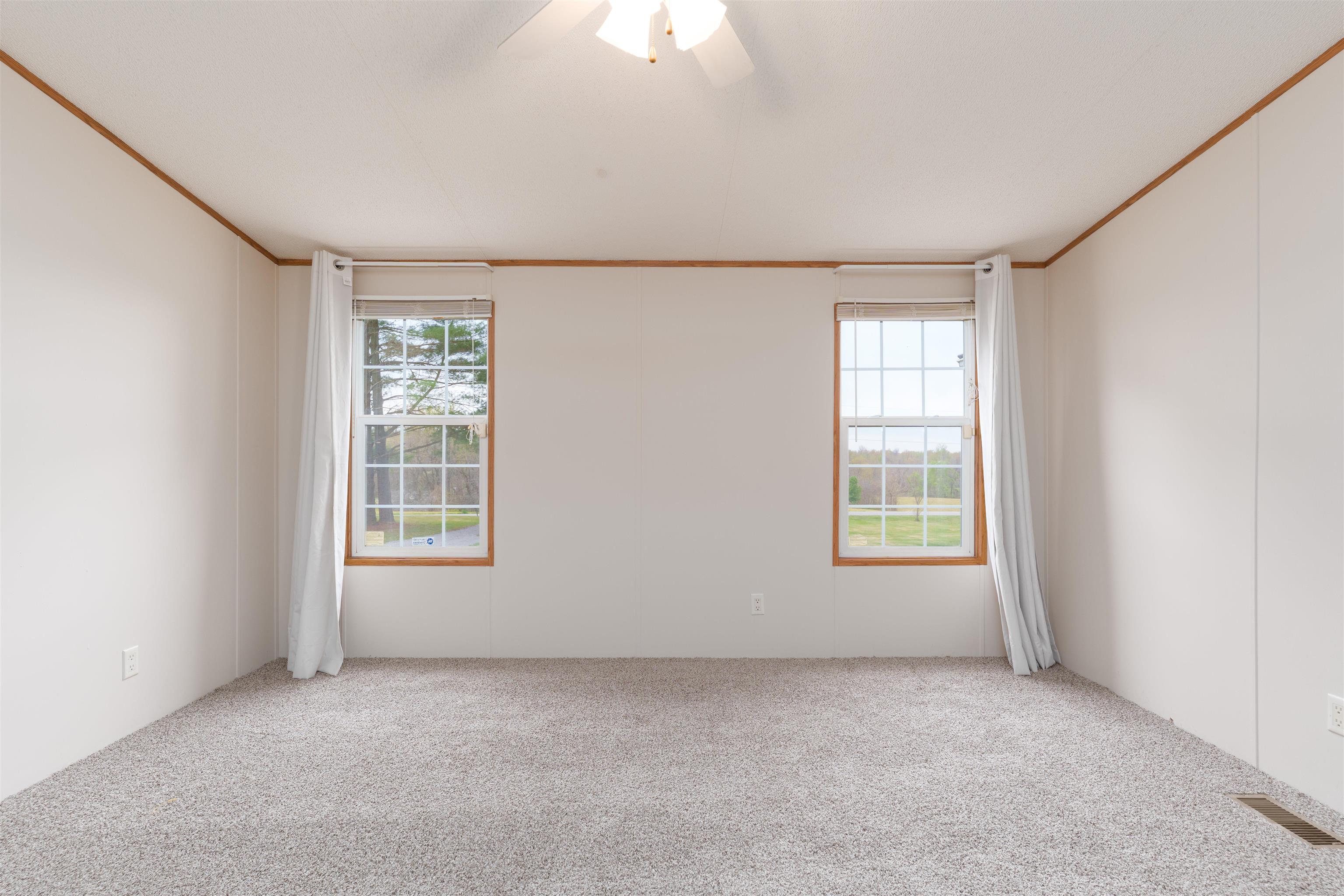 1388 Brooks Schoolhouse Rd, Calhoun, Kentucky 42327, 3 Bedrooms Bedrooms, ,2 BathroomsBathrooms,Single Family Residence,For Sale,Brooks Schoolhouse Rd,91928
