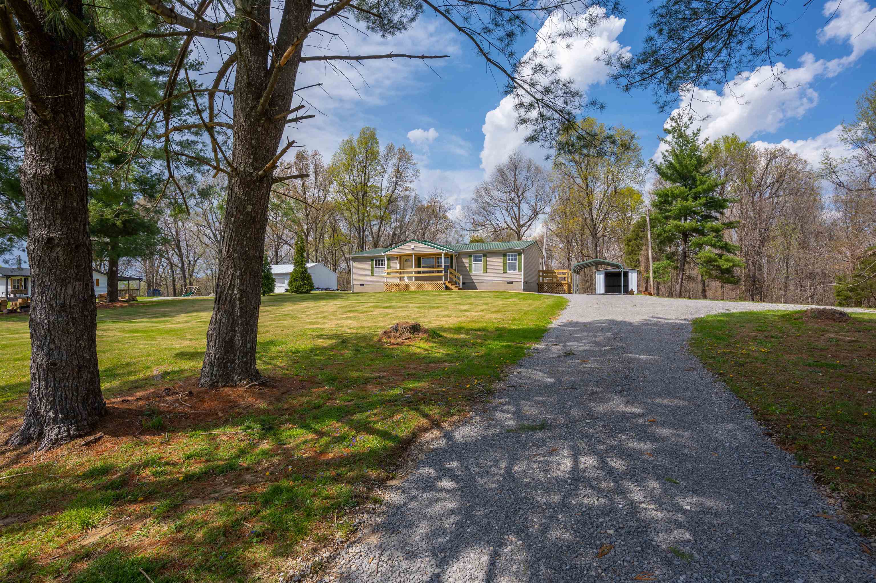 1388 Brooks Schoolhouse Rd, Calhoun, Kentucky 42327, 3 Bedrooms Bedrooms, ,2 BathroomsBathrooms,Single Family Residence,For Sale,Brooks Schoolhouse Rd,91928