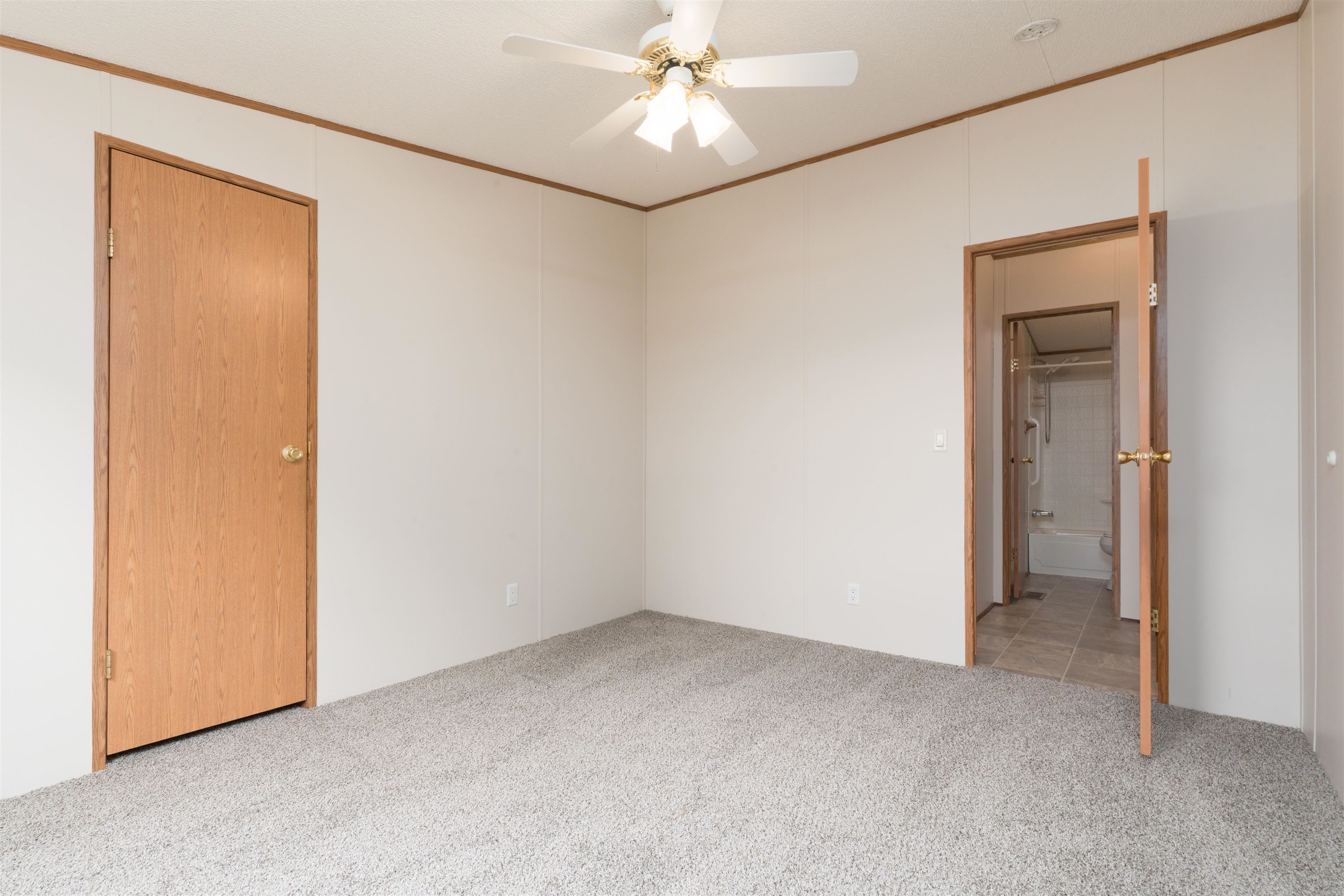 1388 Brooks Schoolhouse Rd, Calhoun, Kentucky 42327, 3 Bedrooms Bedrooms, ,2 BathroomsBathrooms,Single Family Residence,For Sale,Brooks Schoolhouse Rd,91928
