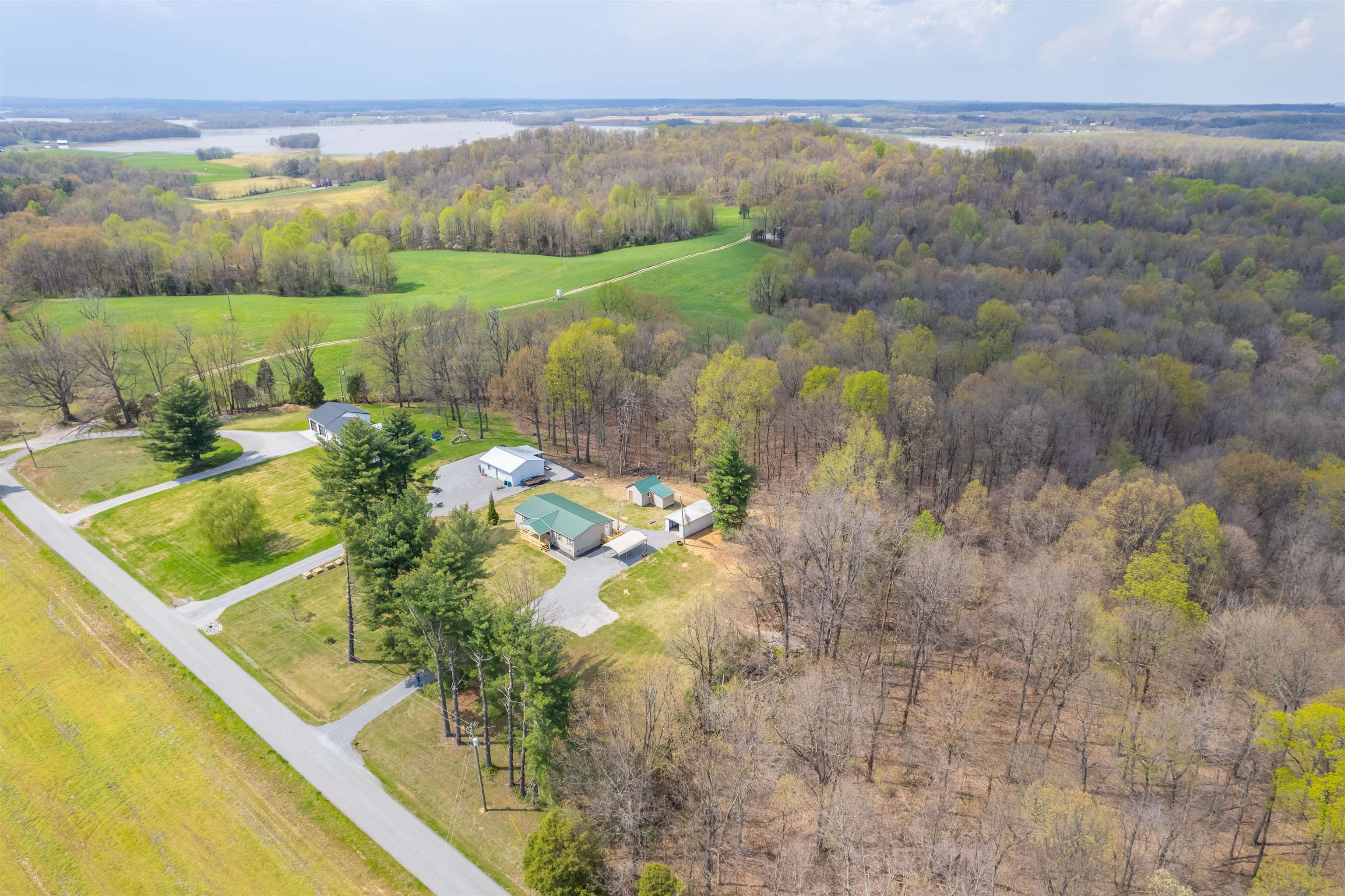 1388 Brooks Schoolhouse Rd, Calhoun, Kentucky 42327, 3 Bedrooms Bedrooms, ,2 BathroomsBathrooms,Single Family Residence,For Sale,Brooks Schoolhouse Rd,91928