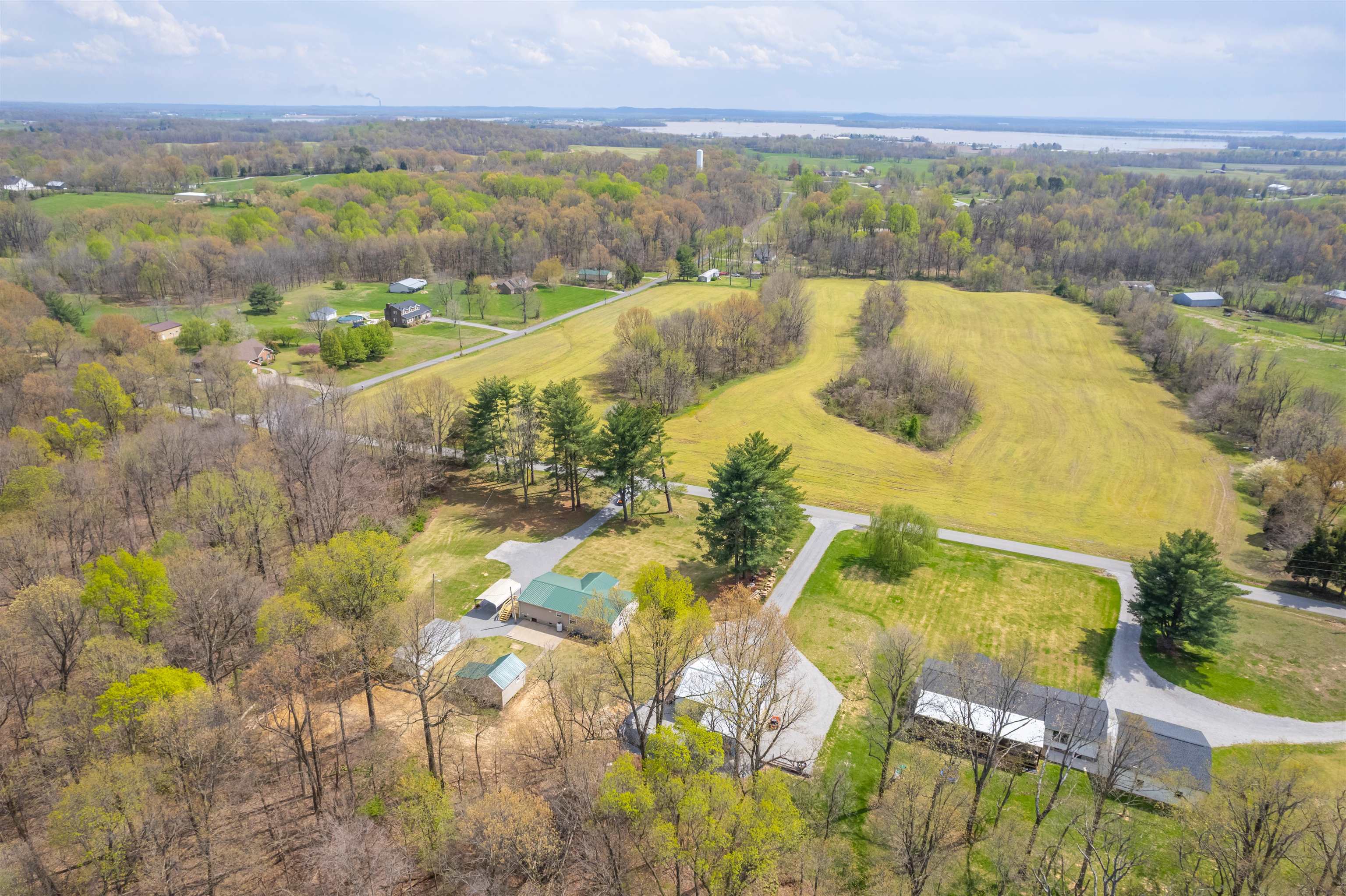 1388 Brooks Schoolhouse Rd, Calhoun, Kentucky 42327, 3 Bedrooms Bedrooms, ,2 BathroomsBathrooms,Single Family Residence,For Sale,Brooks Schoolhouse Rd,91928