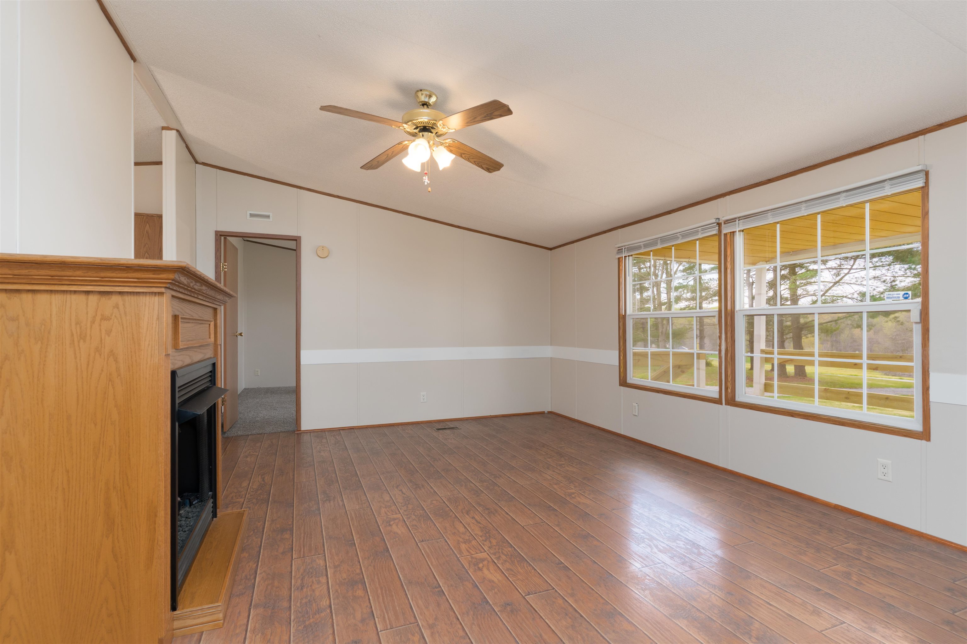 1388 Brooks Schoolhouse Rd, Calhoun, Kentucky 42327, 3 Bedrooms Bedrooms, ,2 BathroomsBathrooms,Single Family Residence,For Sale,Brooks Schoolhouse Rd,91928