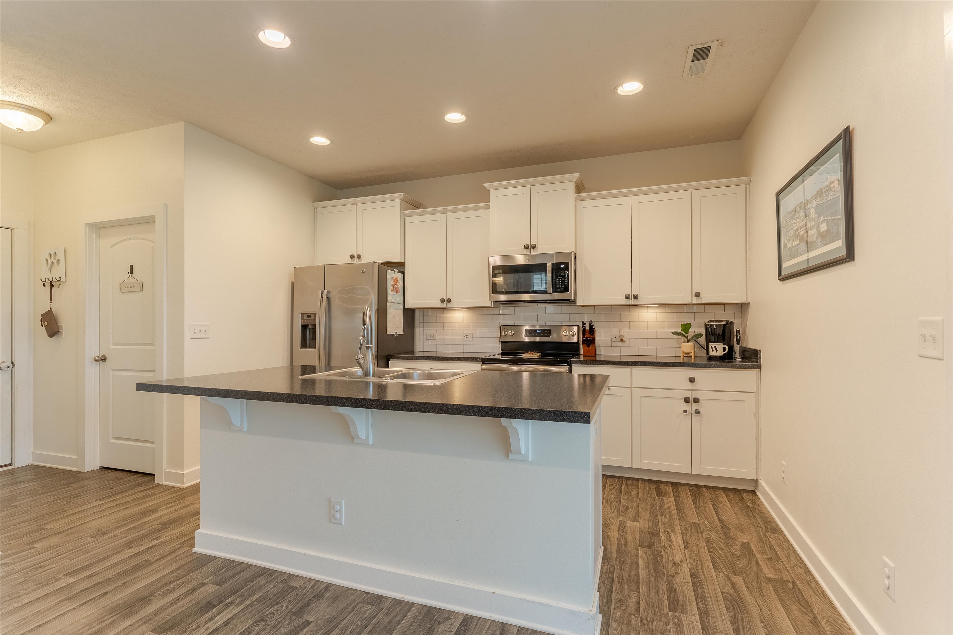 6461 Valley Brook Trace, Utica, Kentucky 42376, 3 Bedrooms Bedrooms, ,2 BathroomsBathrooms,Single Family Residence,For Sale,Valley Brook Trace,91930
