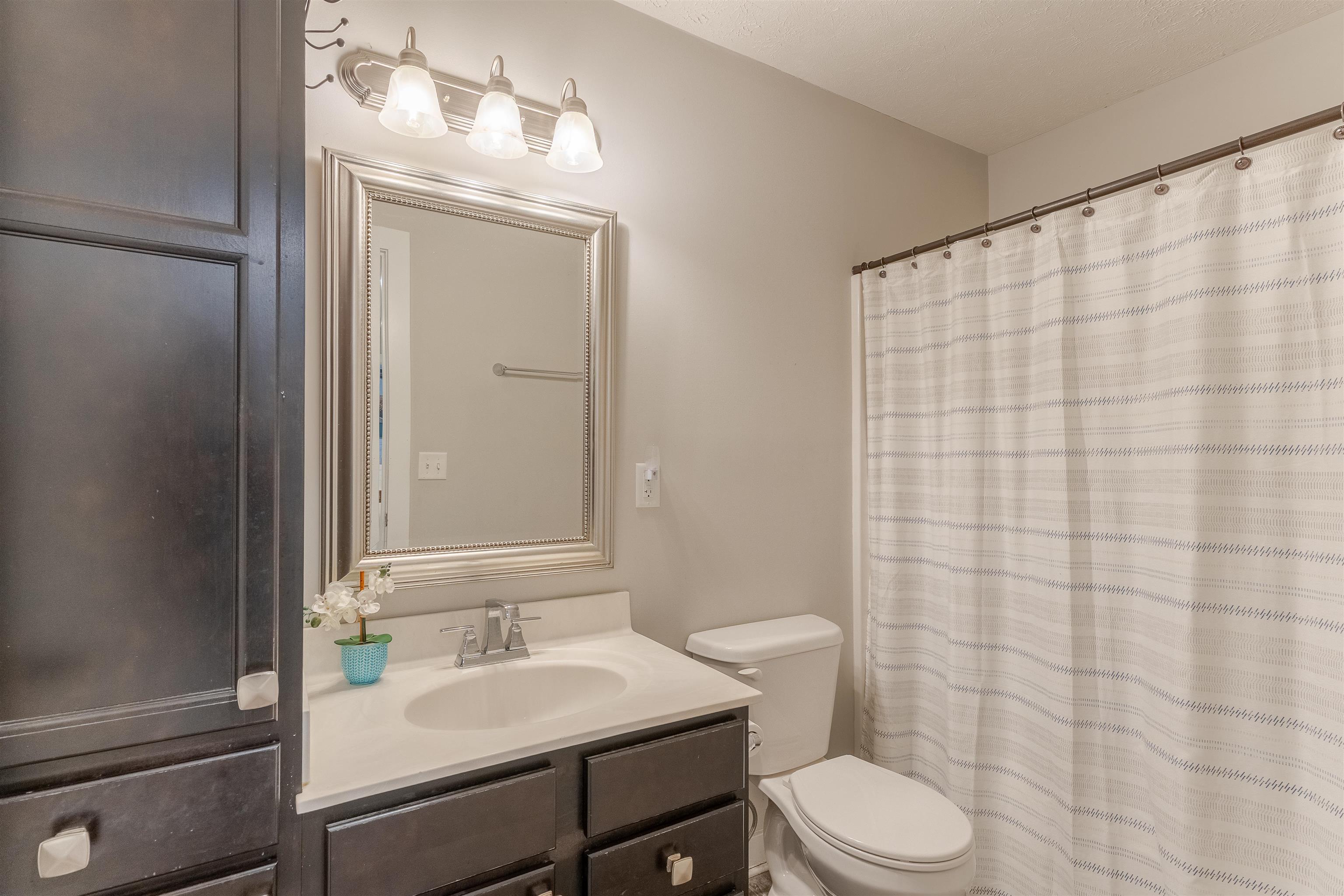 6461 Valley Brook Trace, Utica, Kentucky 42376, 3 Bedrooms Bedrooms, ,2 BathroomsBathrooms,Single Family Residence,For Sale,Valley Brook Trace,91930