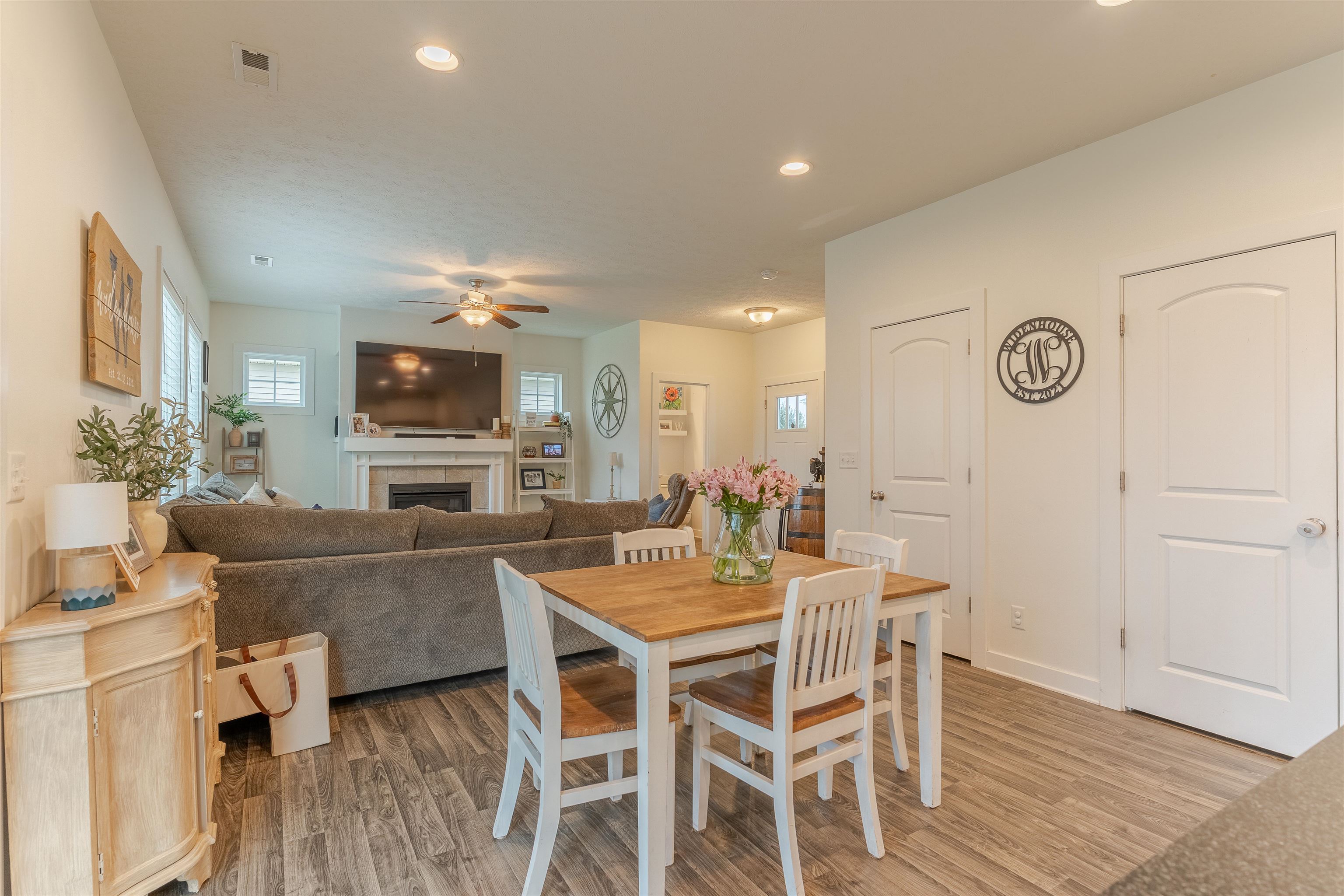 6461 Valley Brook Trace, Utica, Kentucky 42376, 3 Bedrooms Bedrooms, ,2 BathroomsBathrooms,Single Family Residence,For Sale,Valley Brook Trace,91930