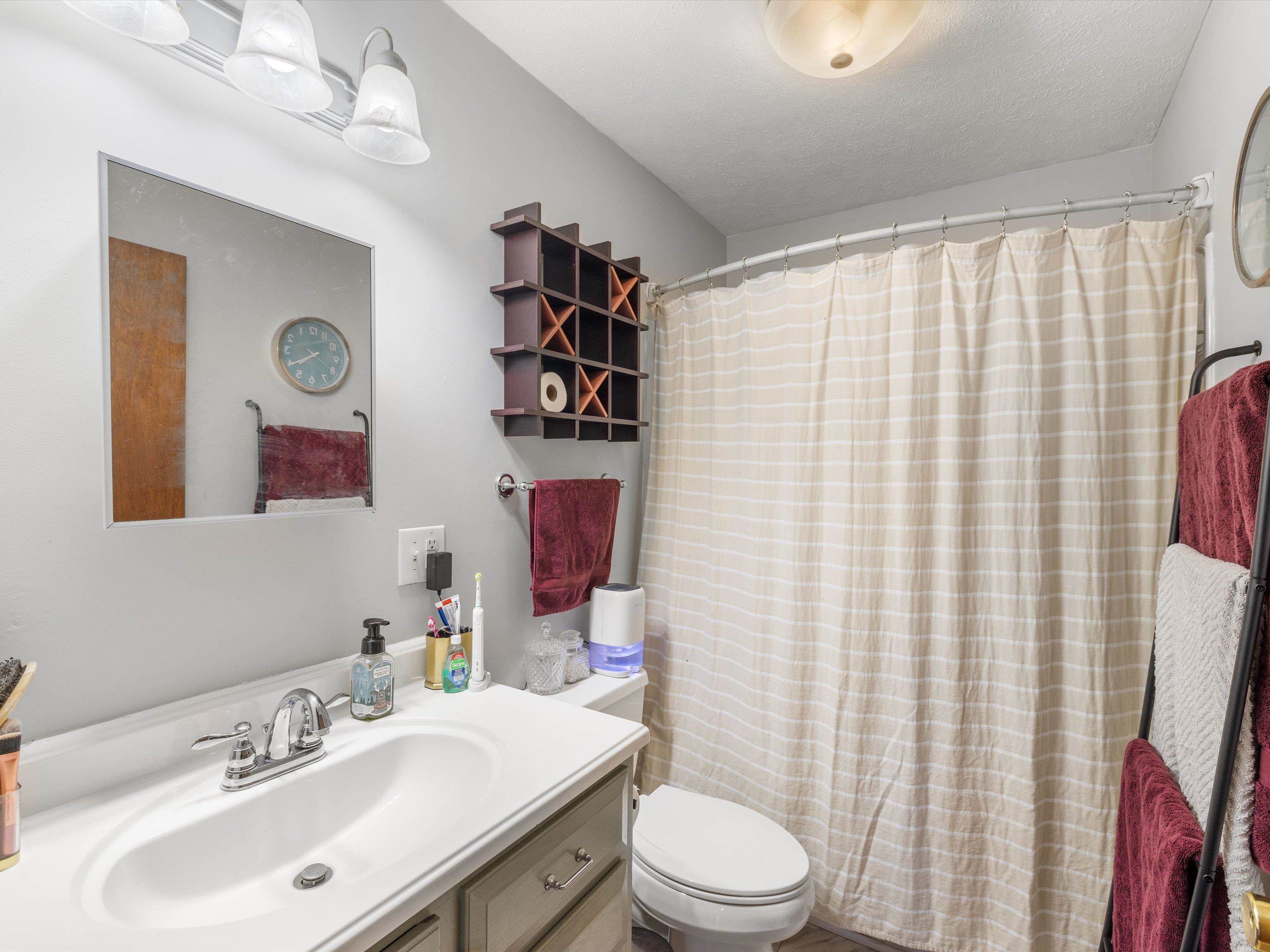 27 Church Street, Chrisney, Indiana 47611, 3 Bedrooms Bedrooms, ,2 BathroomsBathrooms,Single Family Residence,For Sale,Church Street,91932